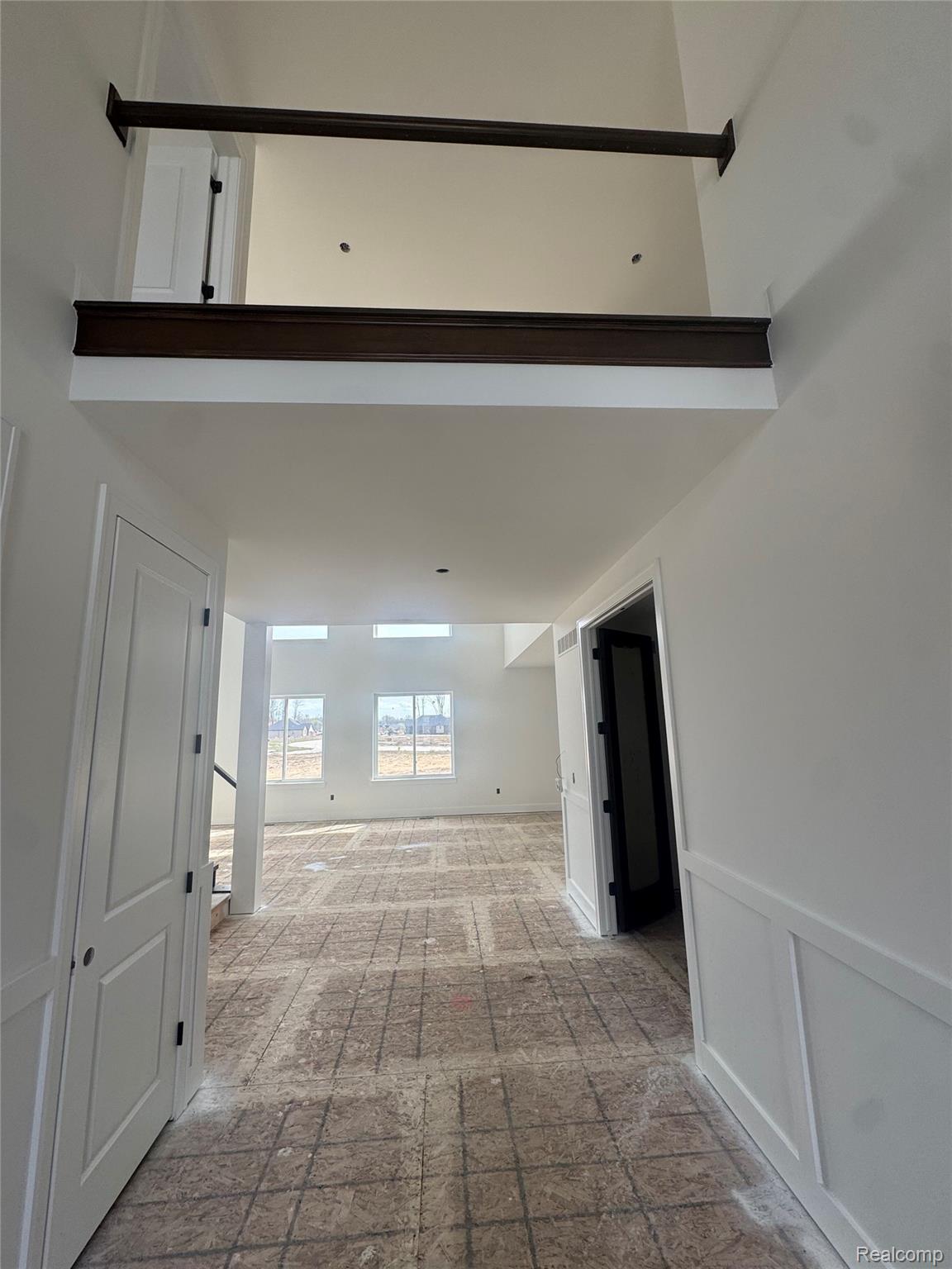 24314 Sawgrass Drive Property Photo 3