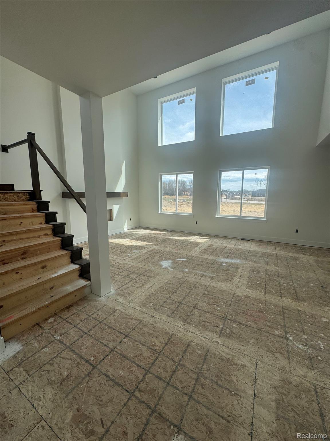 24314 Sawgrass Drive Property Photo 6