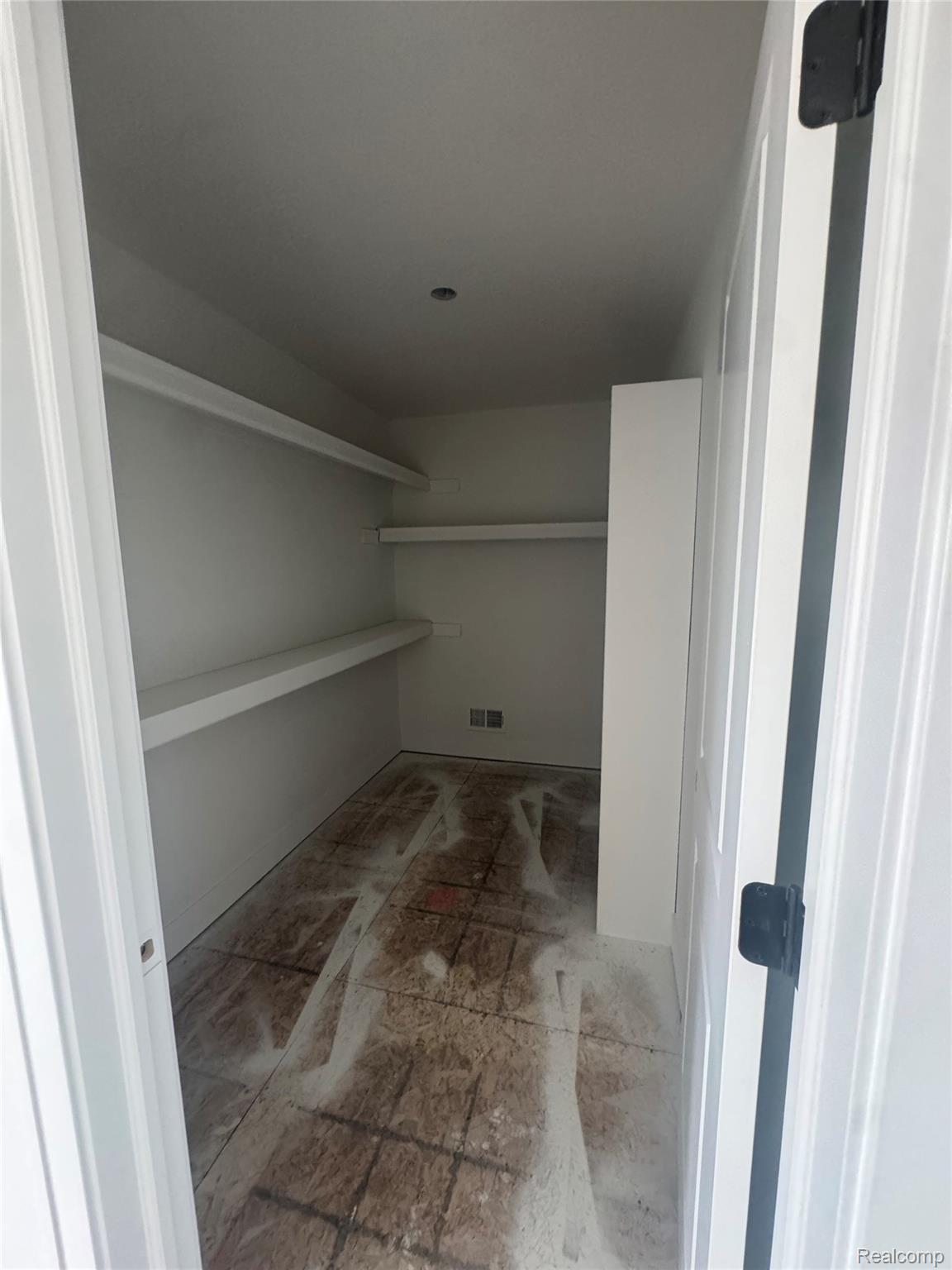 24314 Sawgrass Drive Property Photo 14