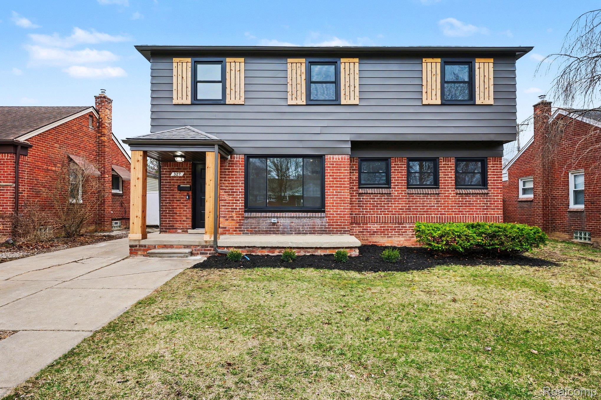 327 Normandy Road Property Photo 2
