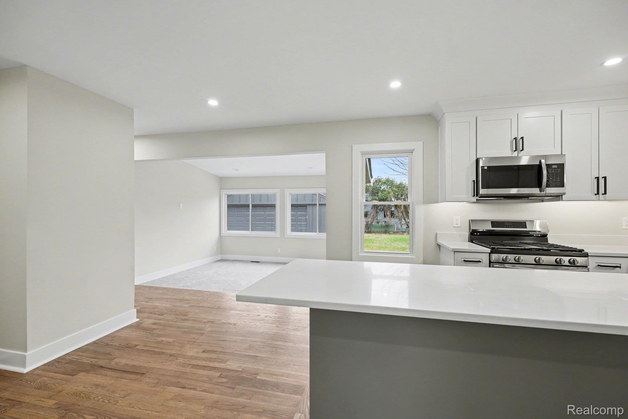 327 Normandy Road Property Photo 8