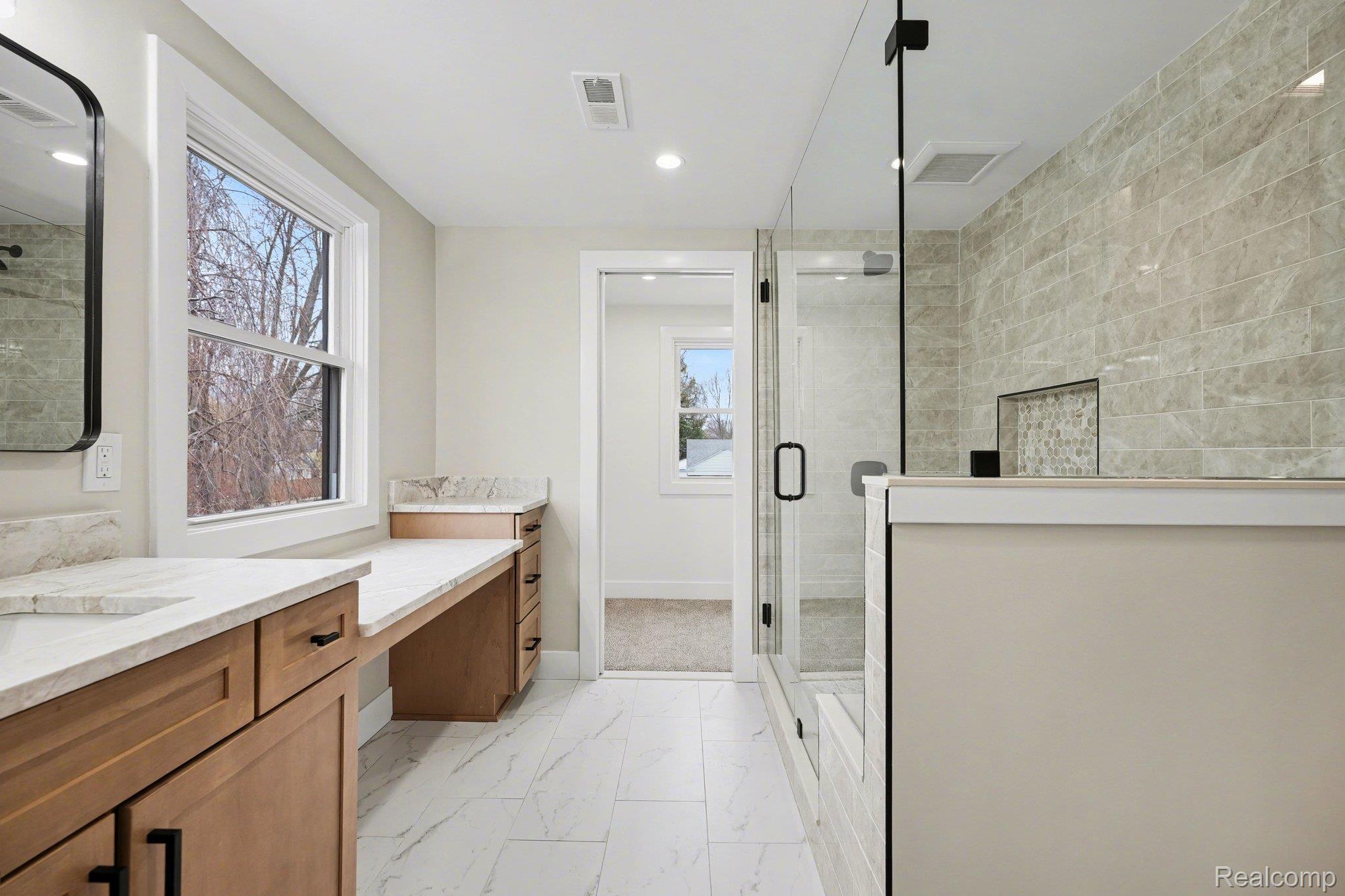 327 Normandy Road Property Photo 17