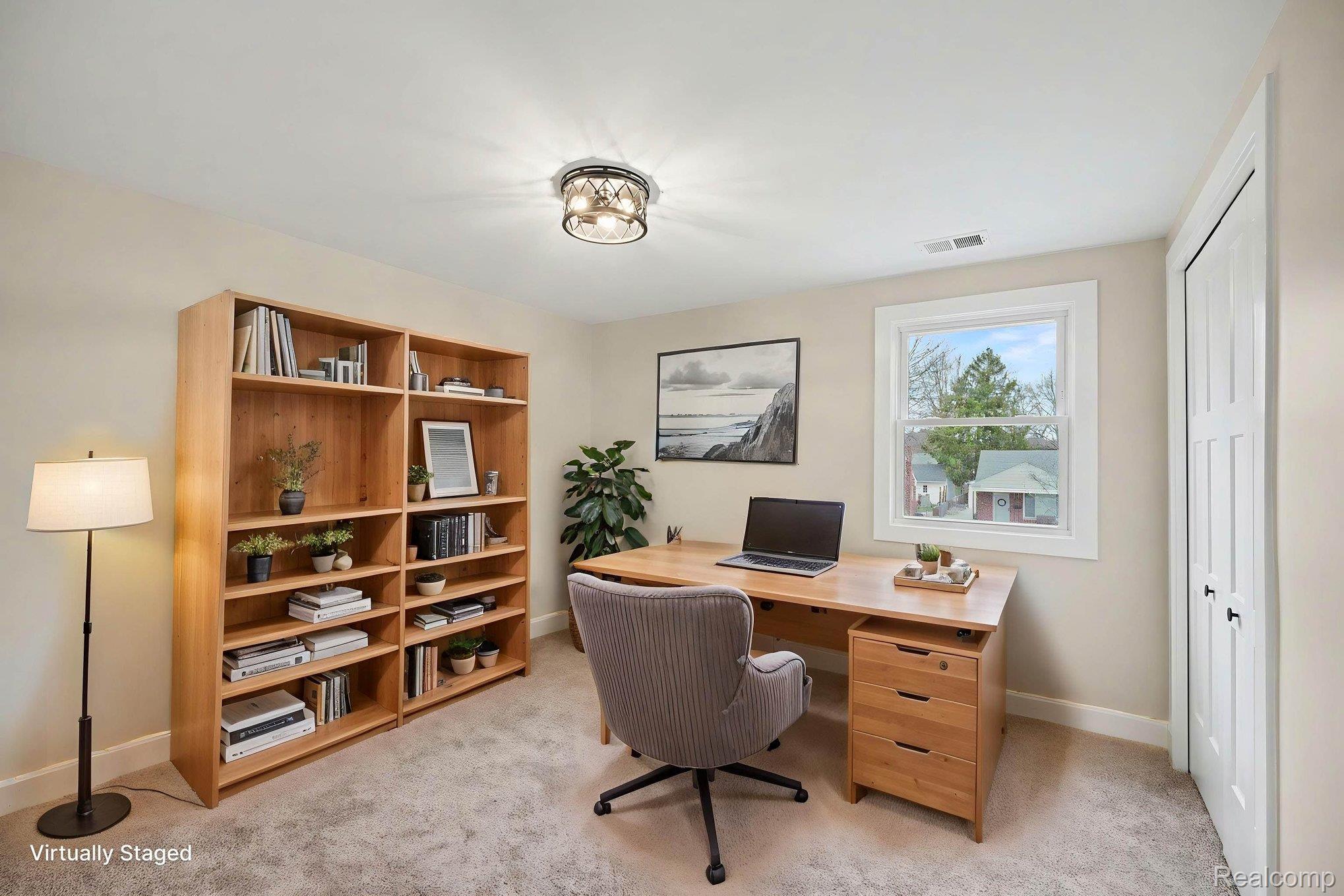 327 Normandy Road Property Photo 23