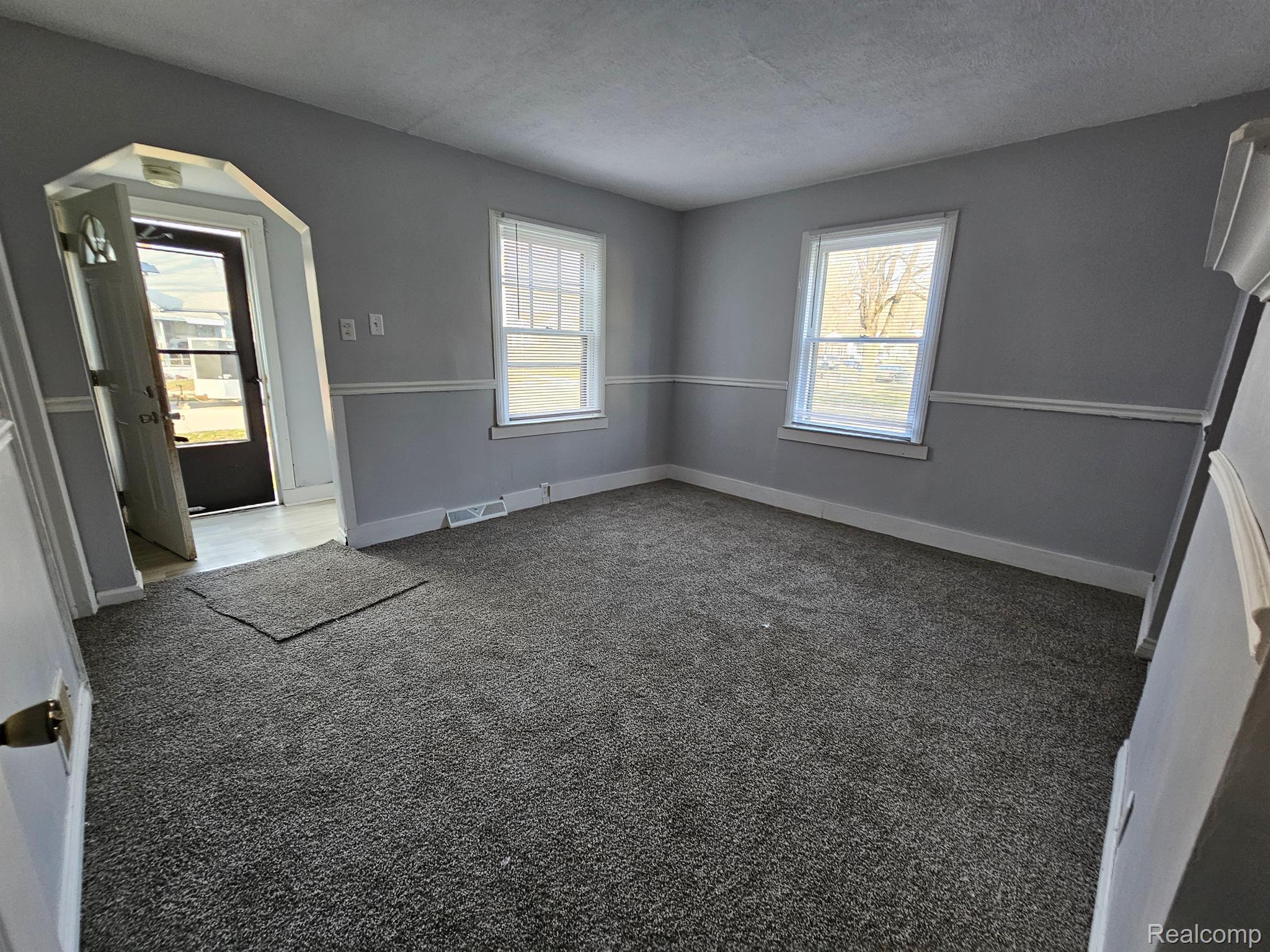 6828 Meadow Avenue Property Photo 2