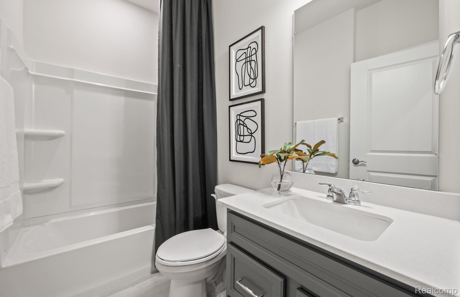 55825 Oak Pointe Drive Property Photo 14