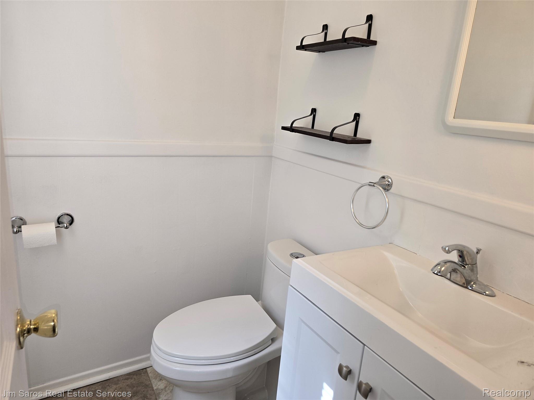 1705 Bournemouth Road Property Photo 8