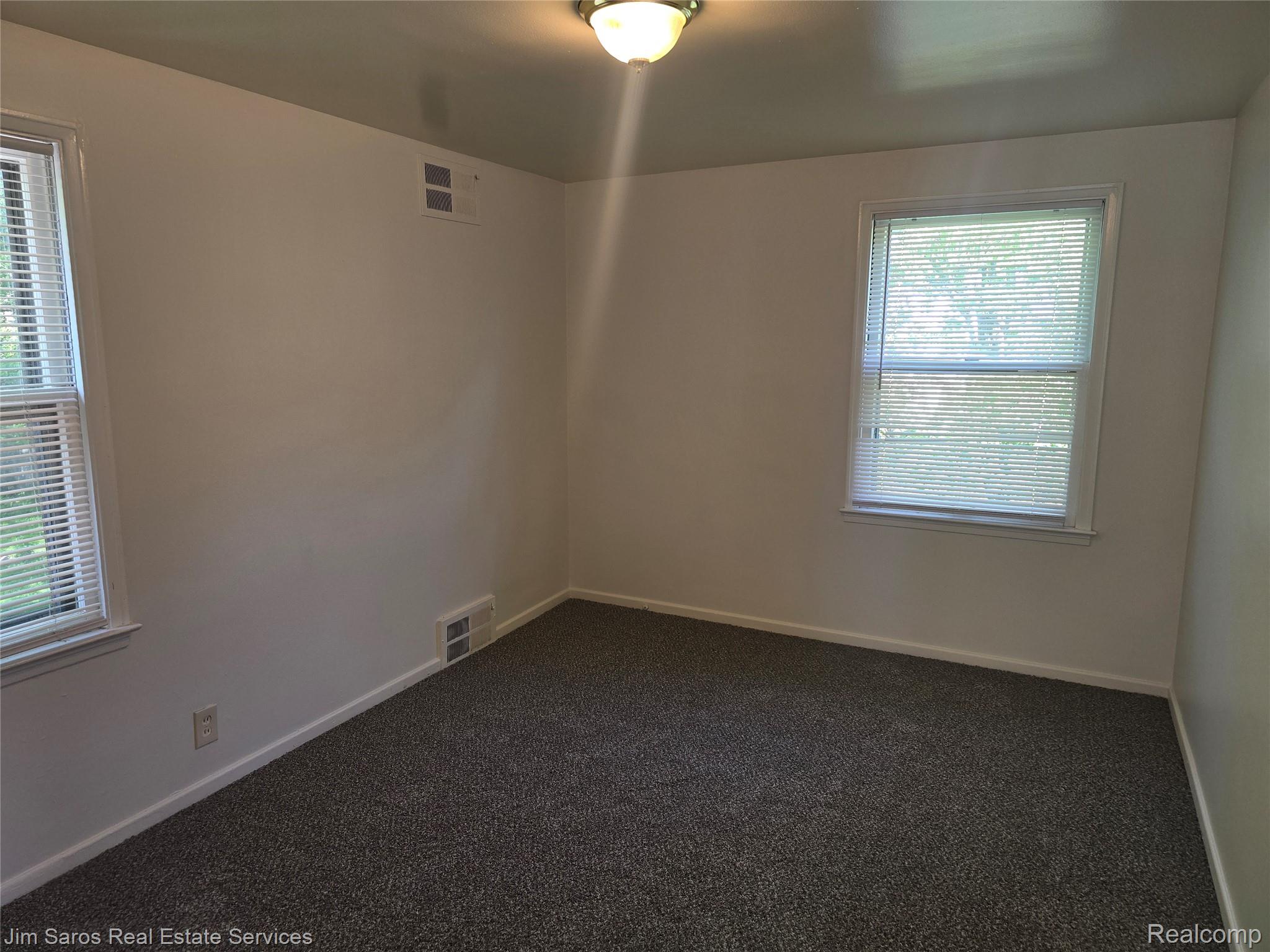 1705 Bournemouth Road Property Photo 10