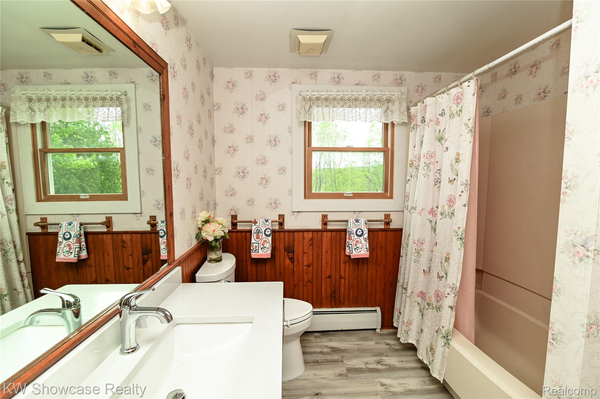 848 State Street Property Photo 42