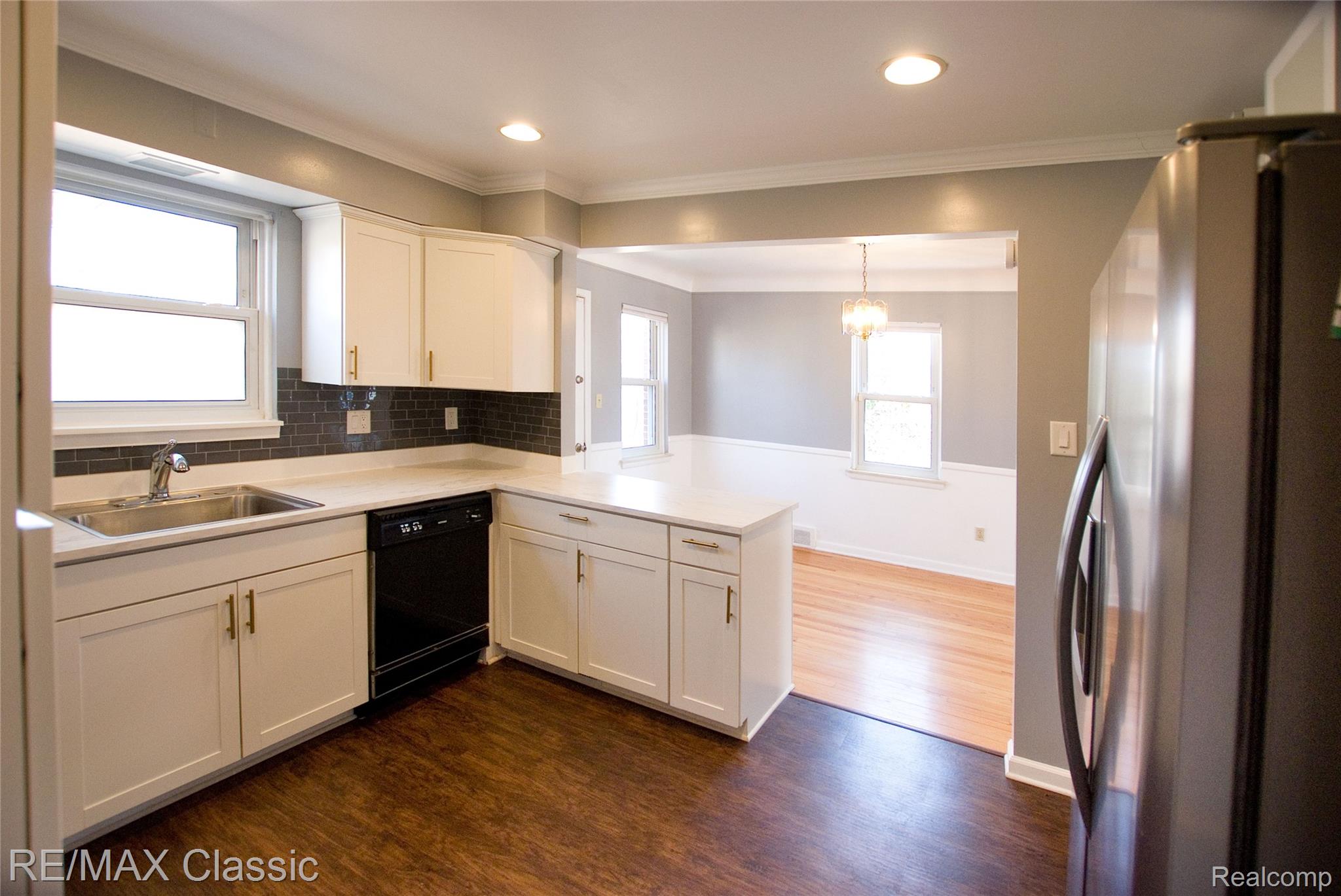 2604 Rochester Road Property Photo 11