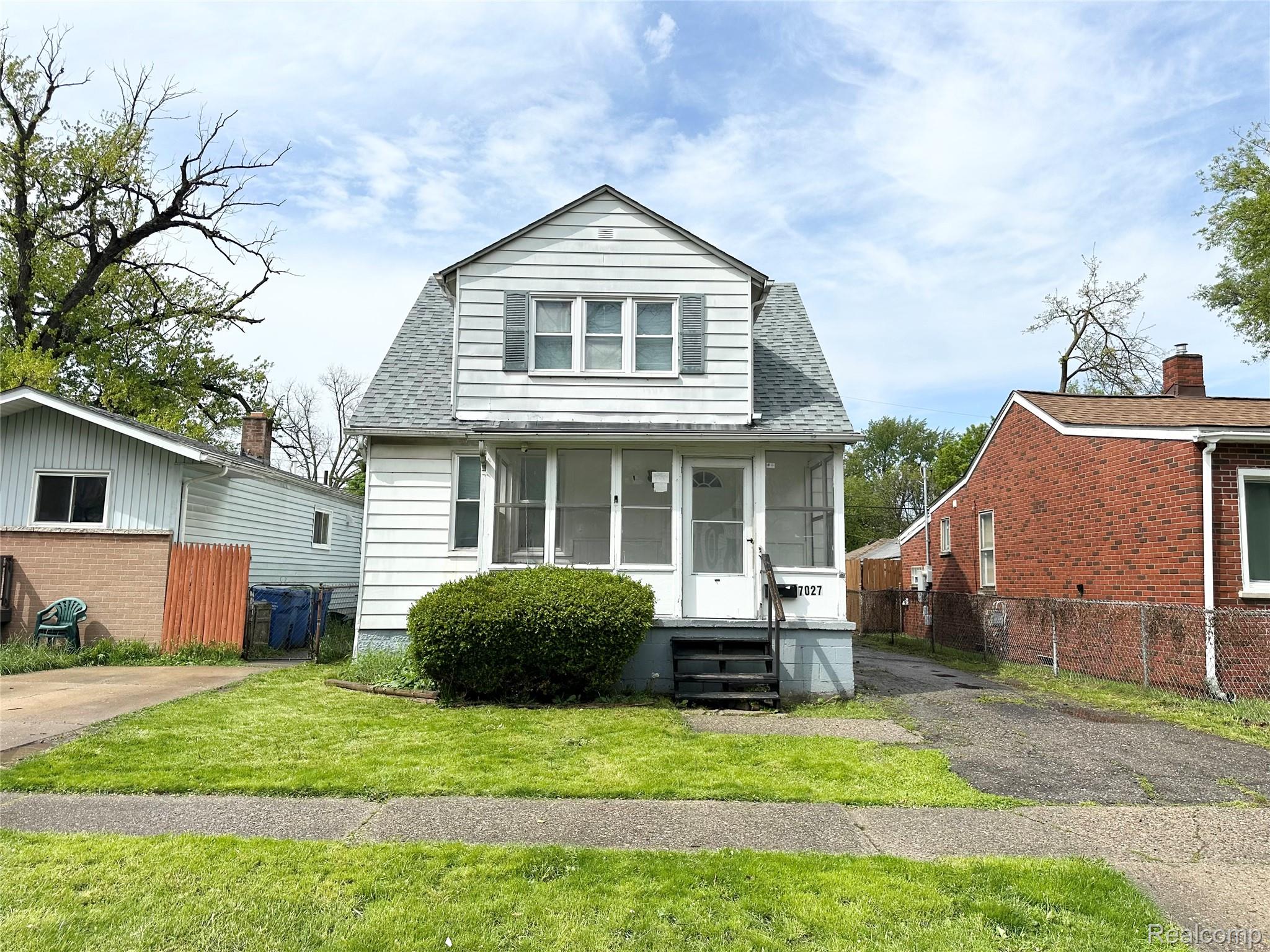 7027 Meadow Avenue Property Photo 1