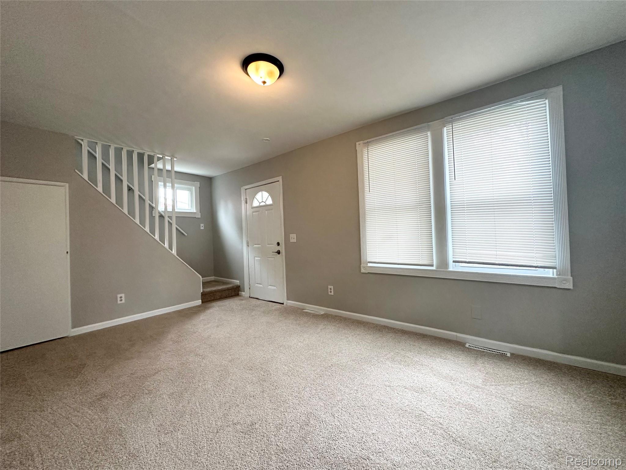 7027 Meadow Avenue Property Photo 3