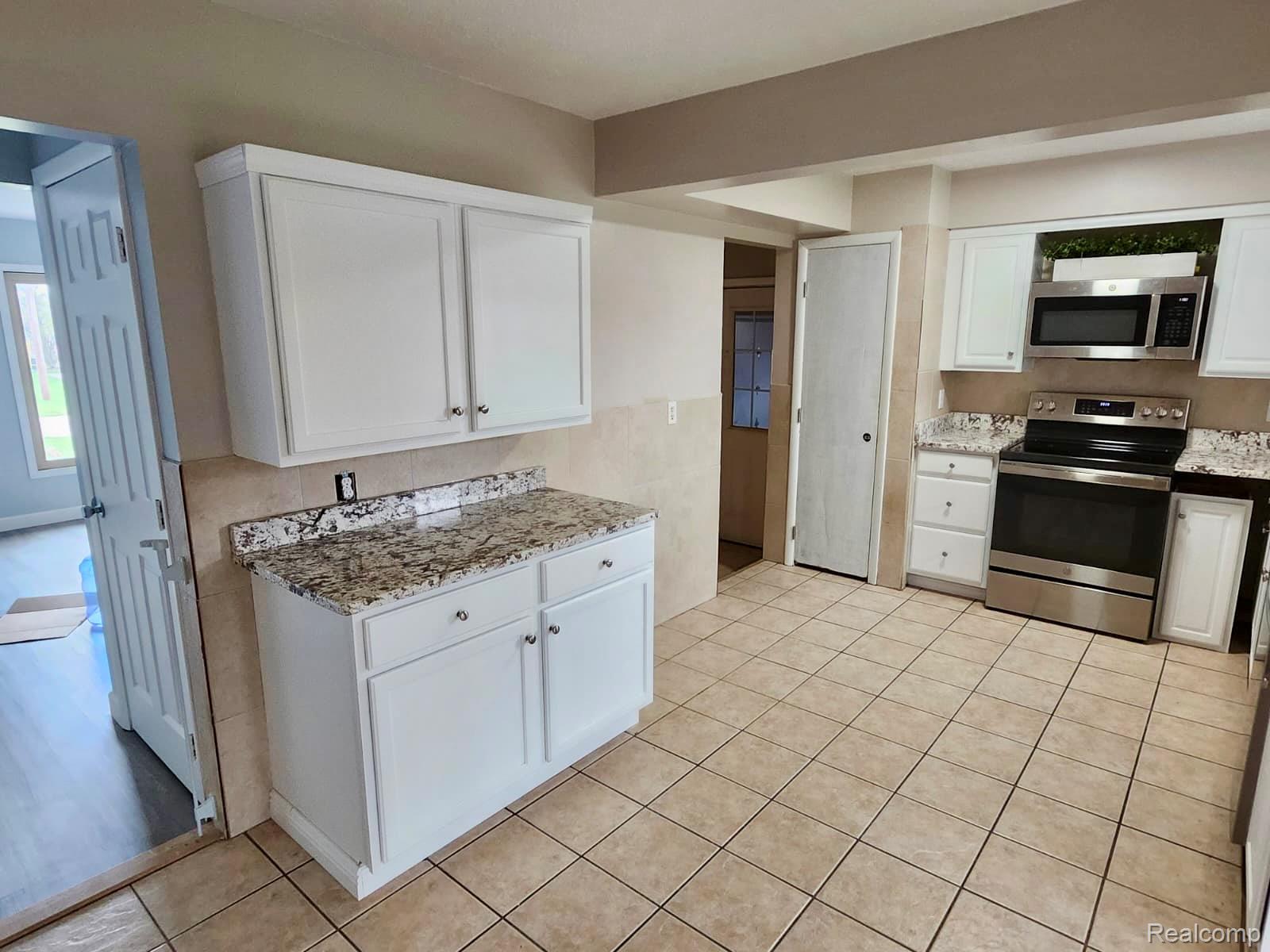 7332 Quail Street Property Photo 4