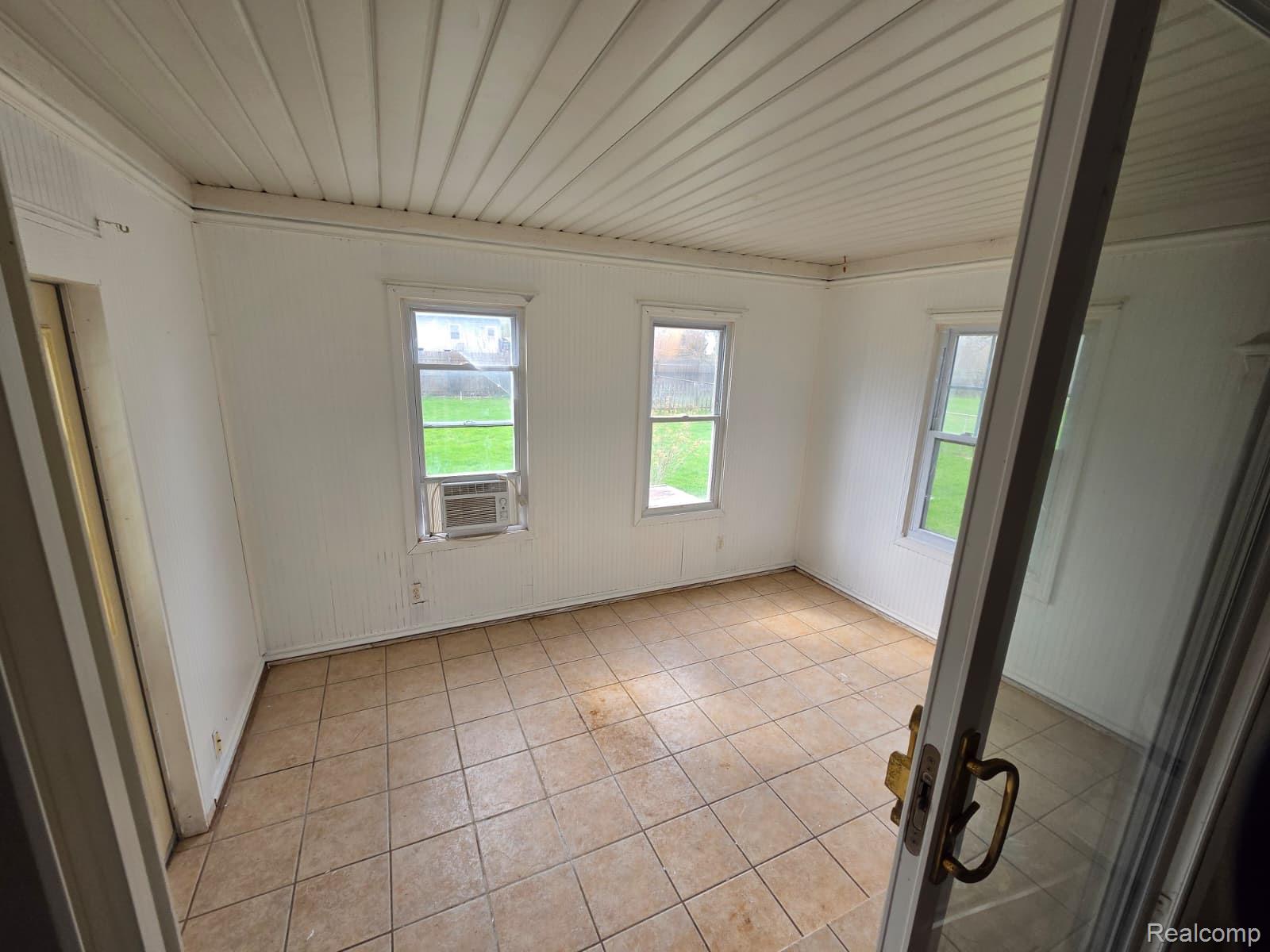 7332 Quail Street Property Photo 6