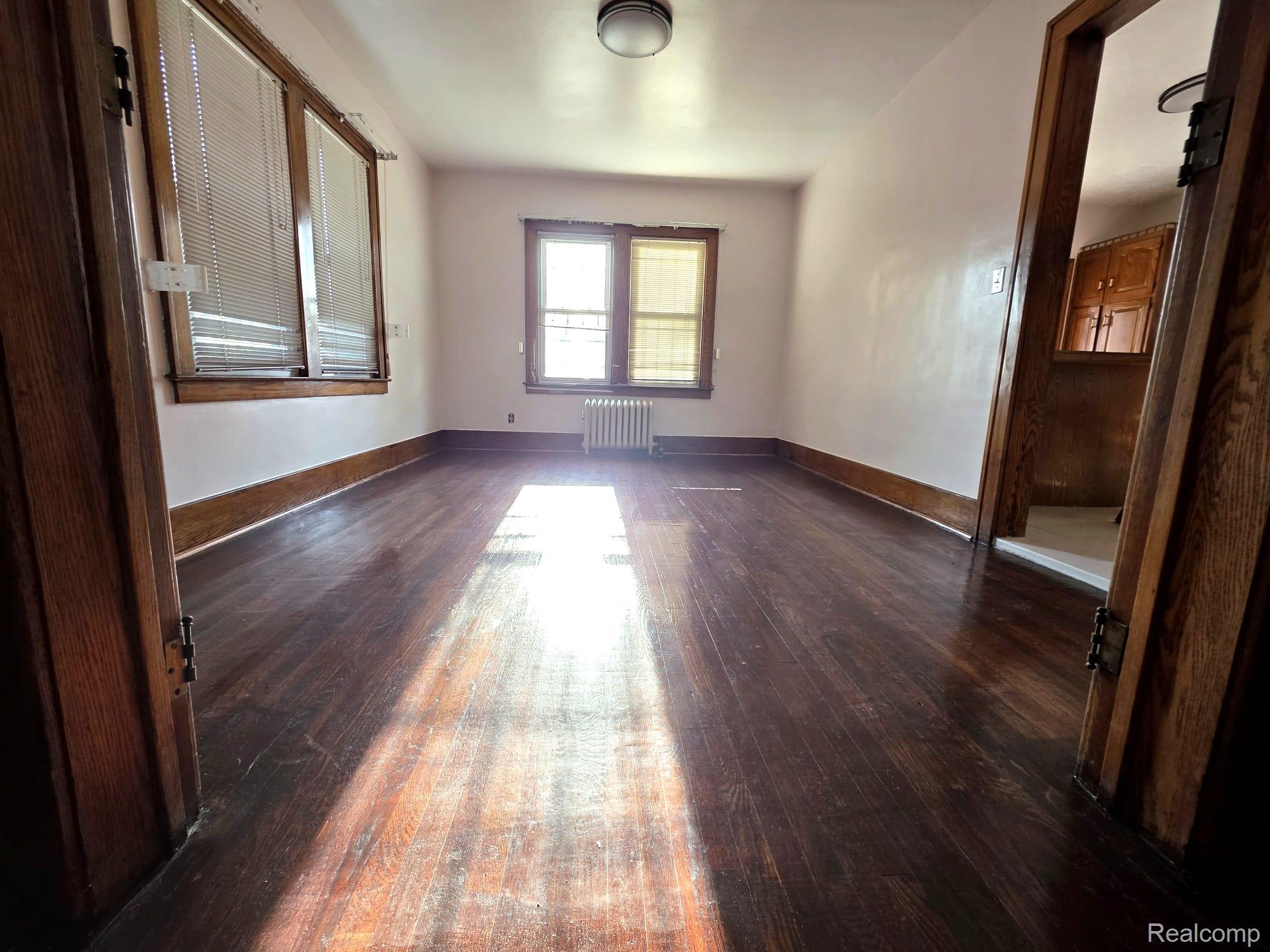 15923 Normandy Street Property Photo 5