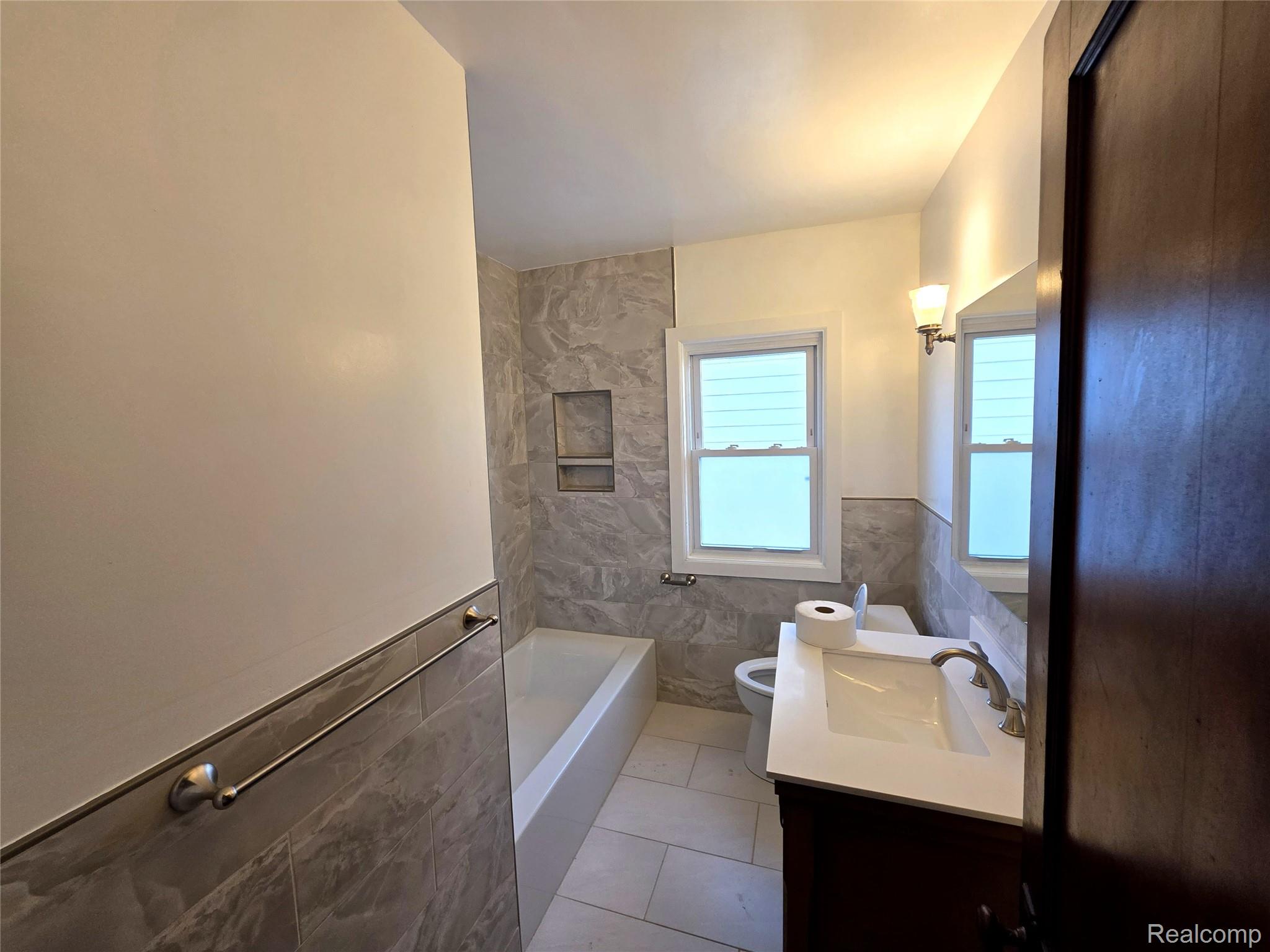 15923 Normandy Street Property Photo 17