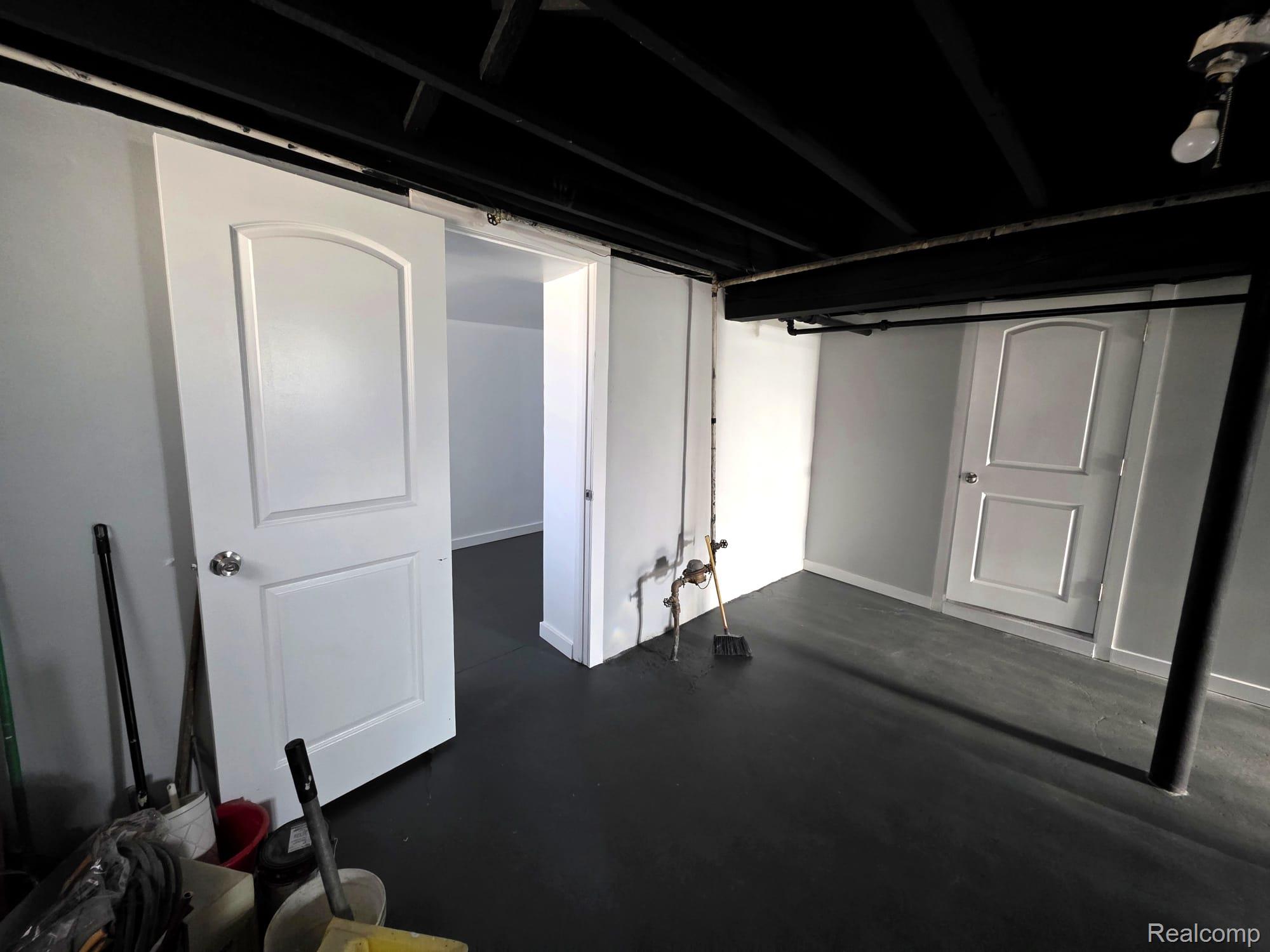 15923 Normandy Street Property Photo 33