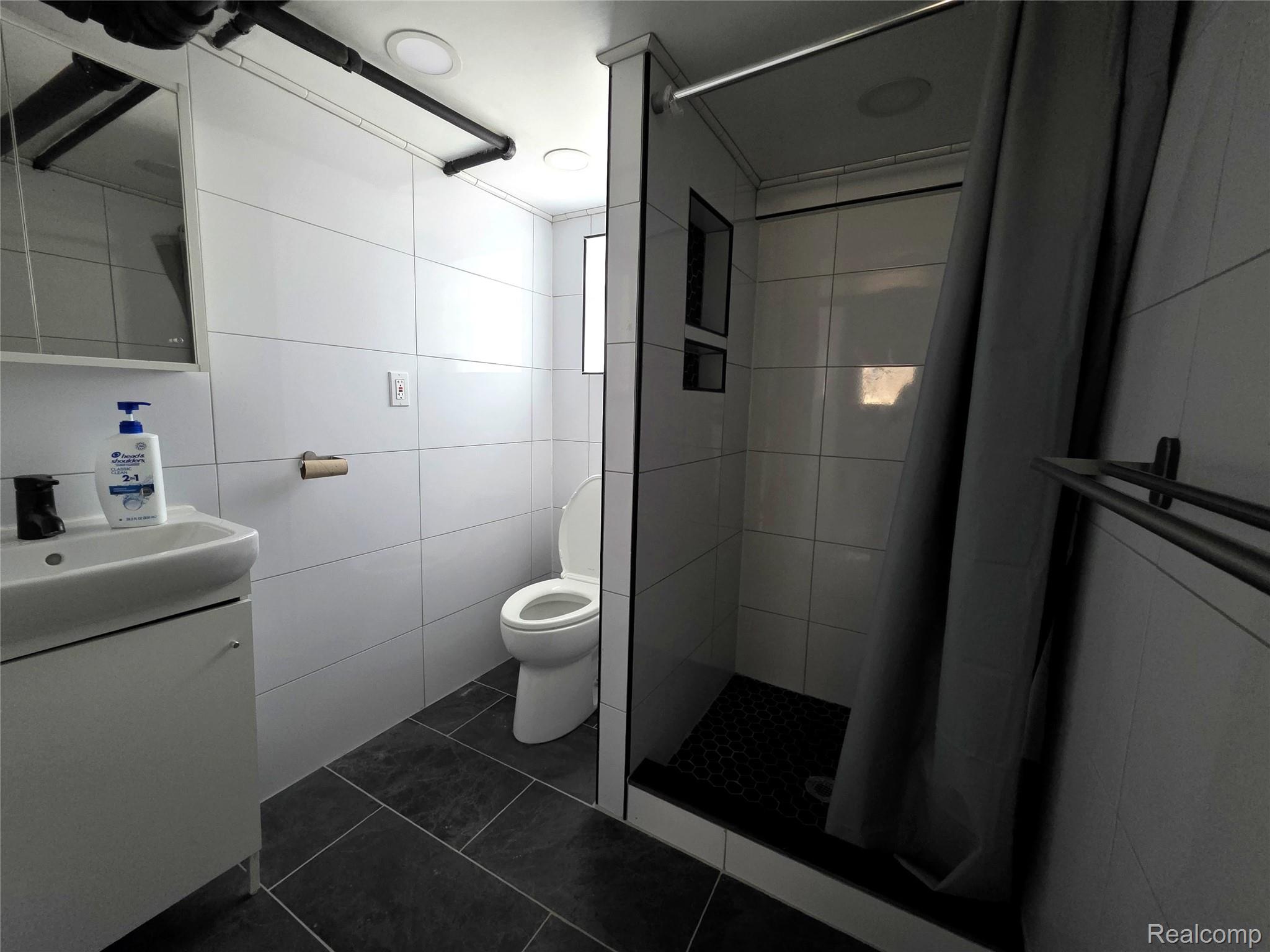 15923 Normandy Street Property Photo 38