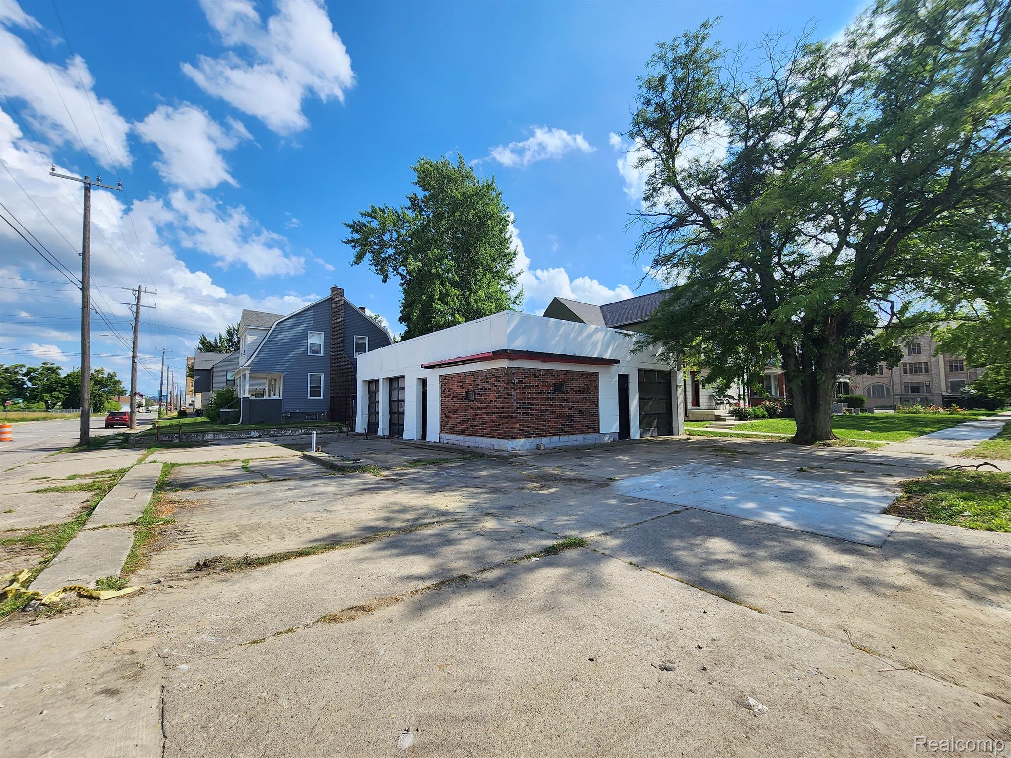 8041 John R Street Property Photo 11