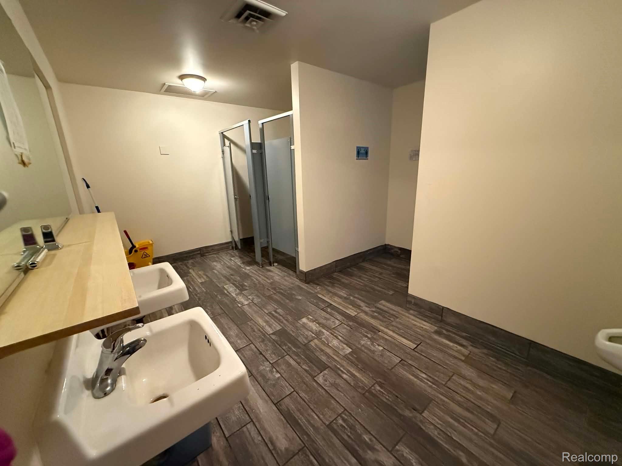 1700 N Van Dyke Road Property Photo 26