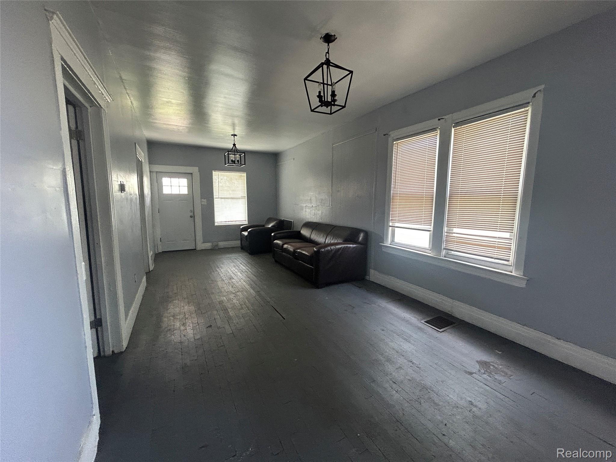 25 Orchard Street Property Photo 2