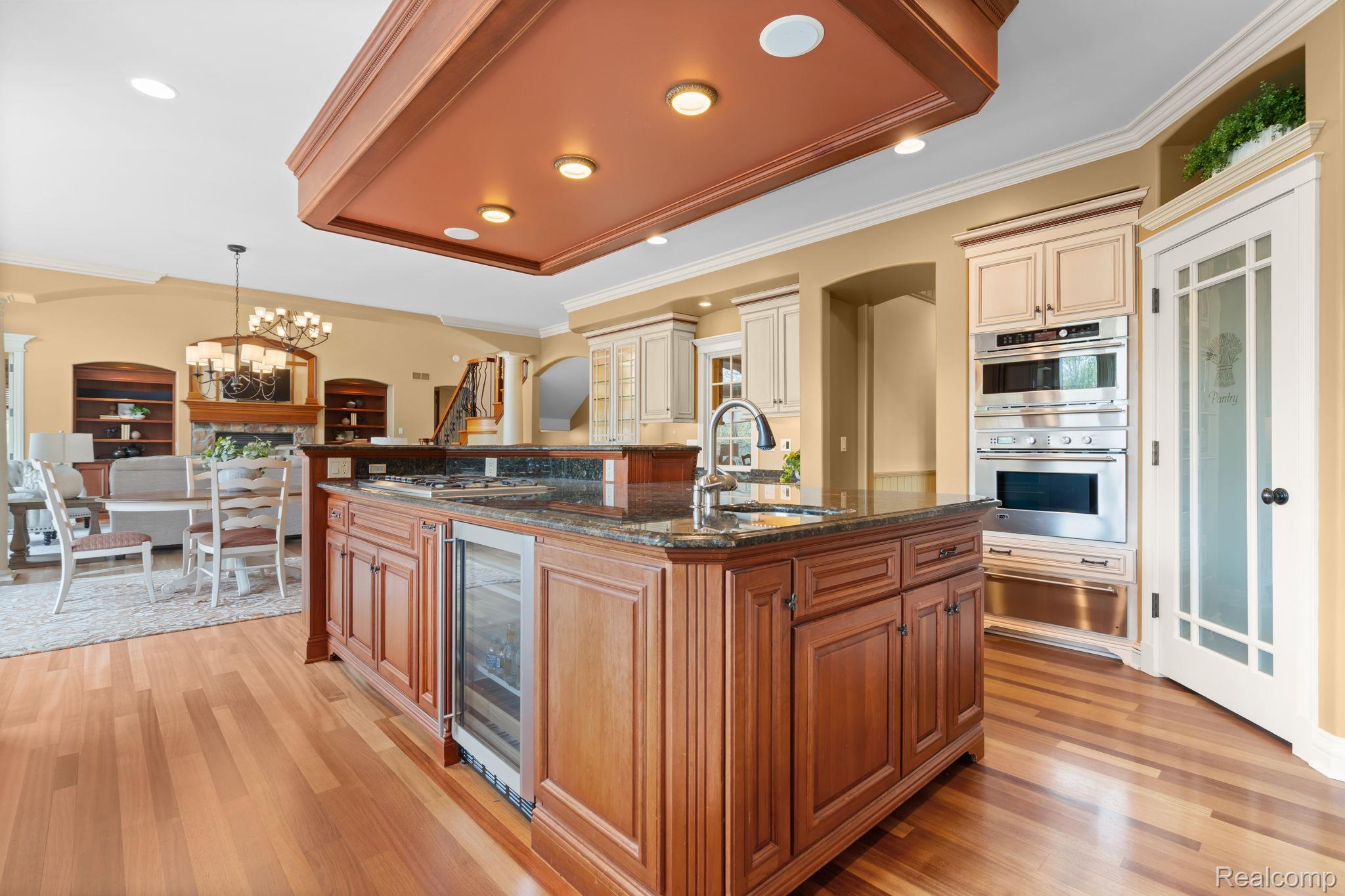 433 John R Property Photo 27