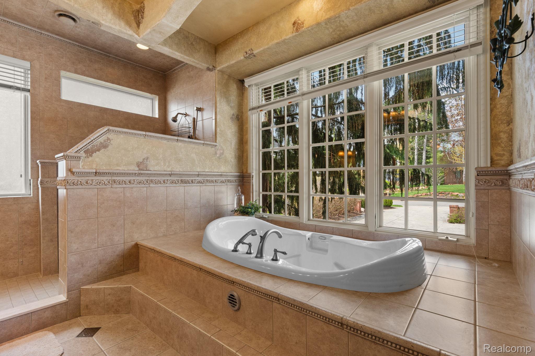 433 John R Property Photo 40