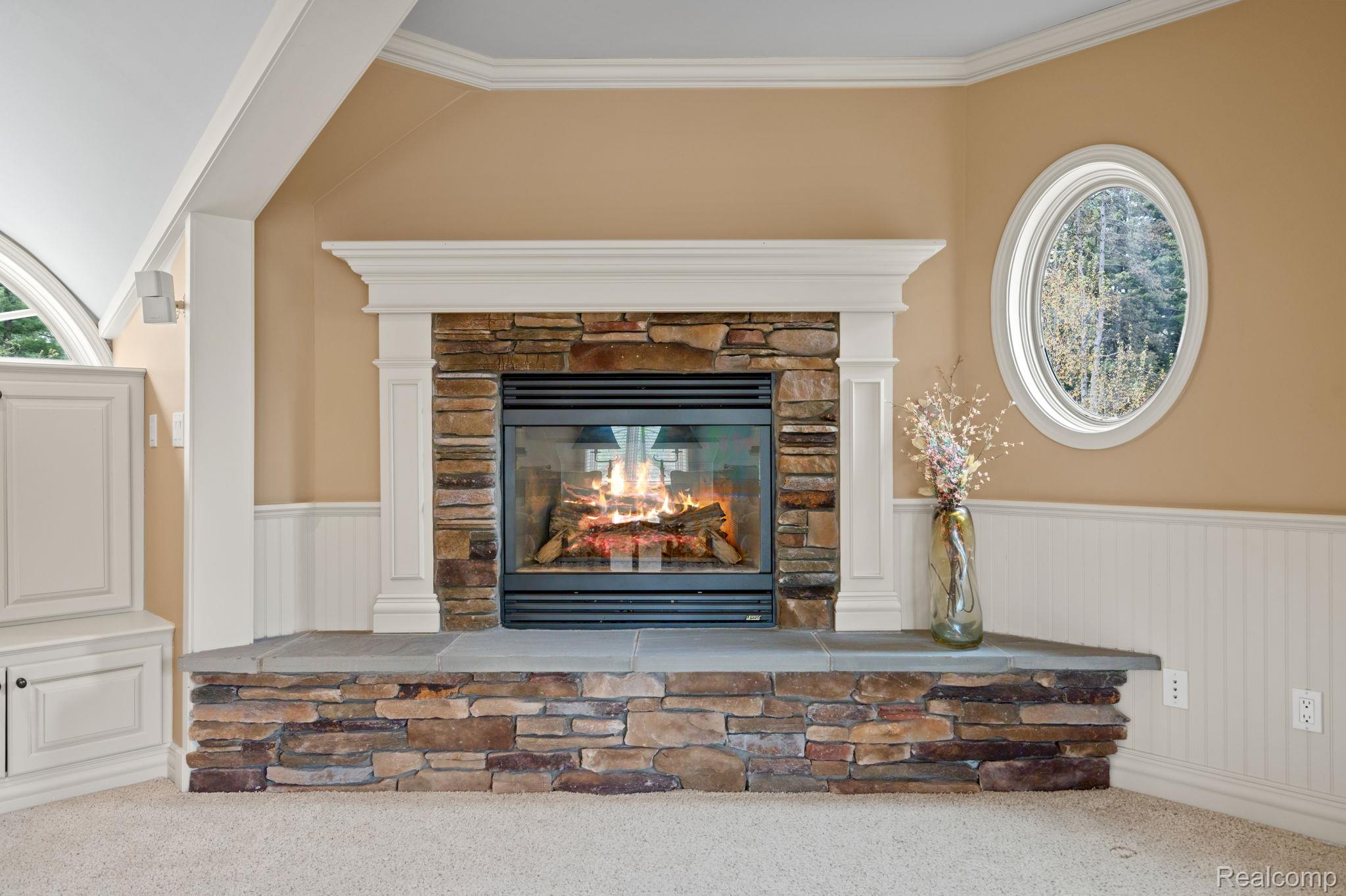433 John R Property Photo 55