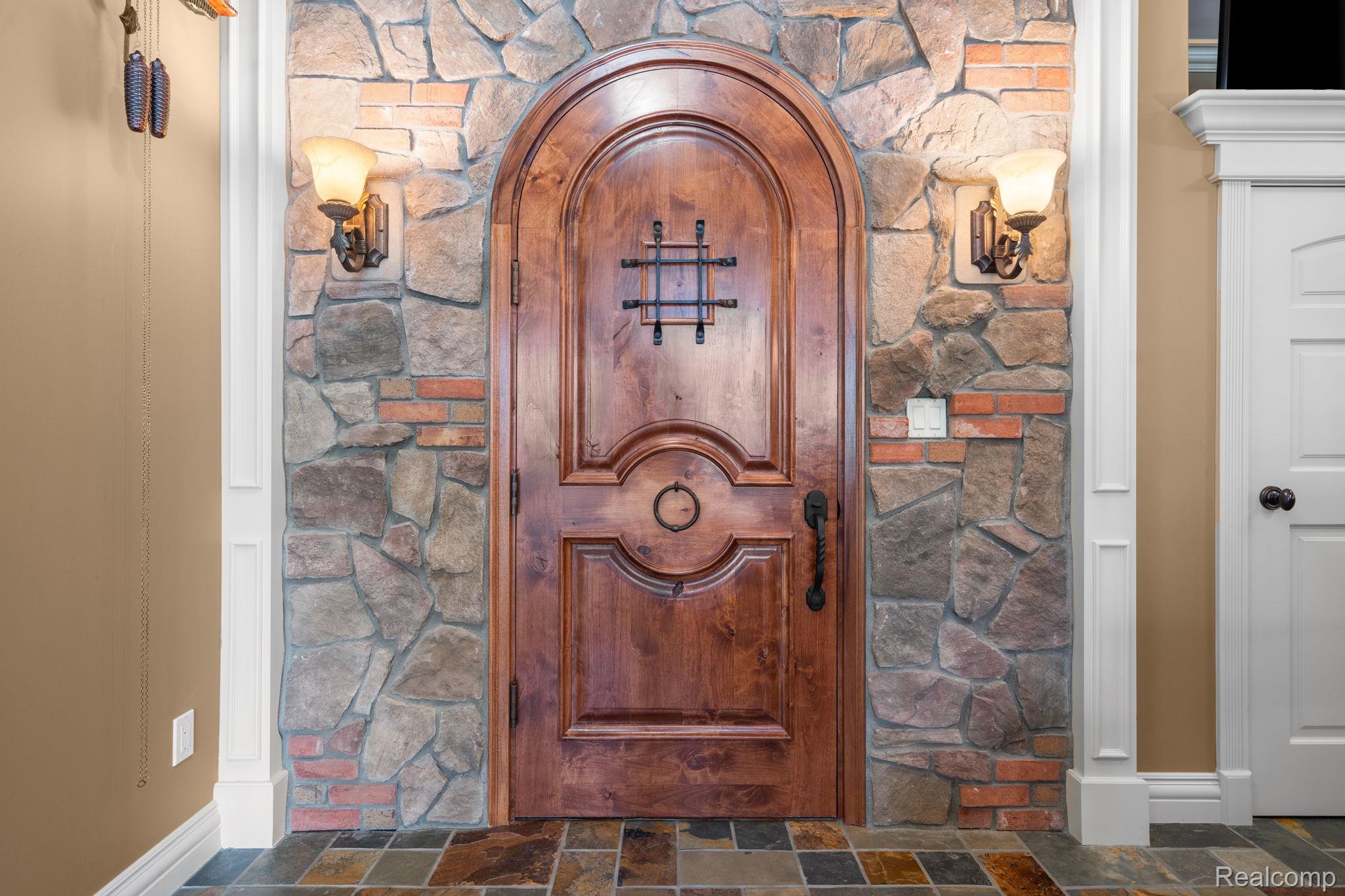 433 John R Property Photo 65