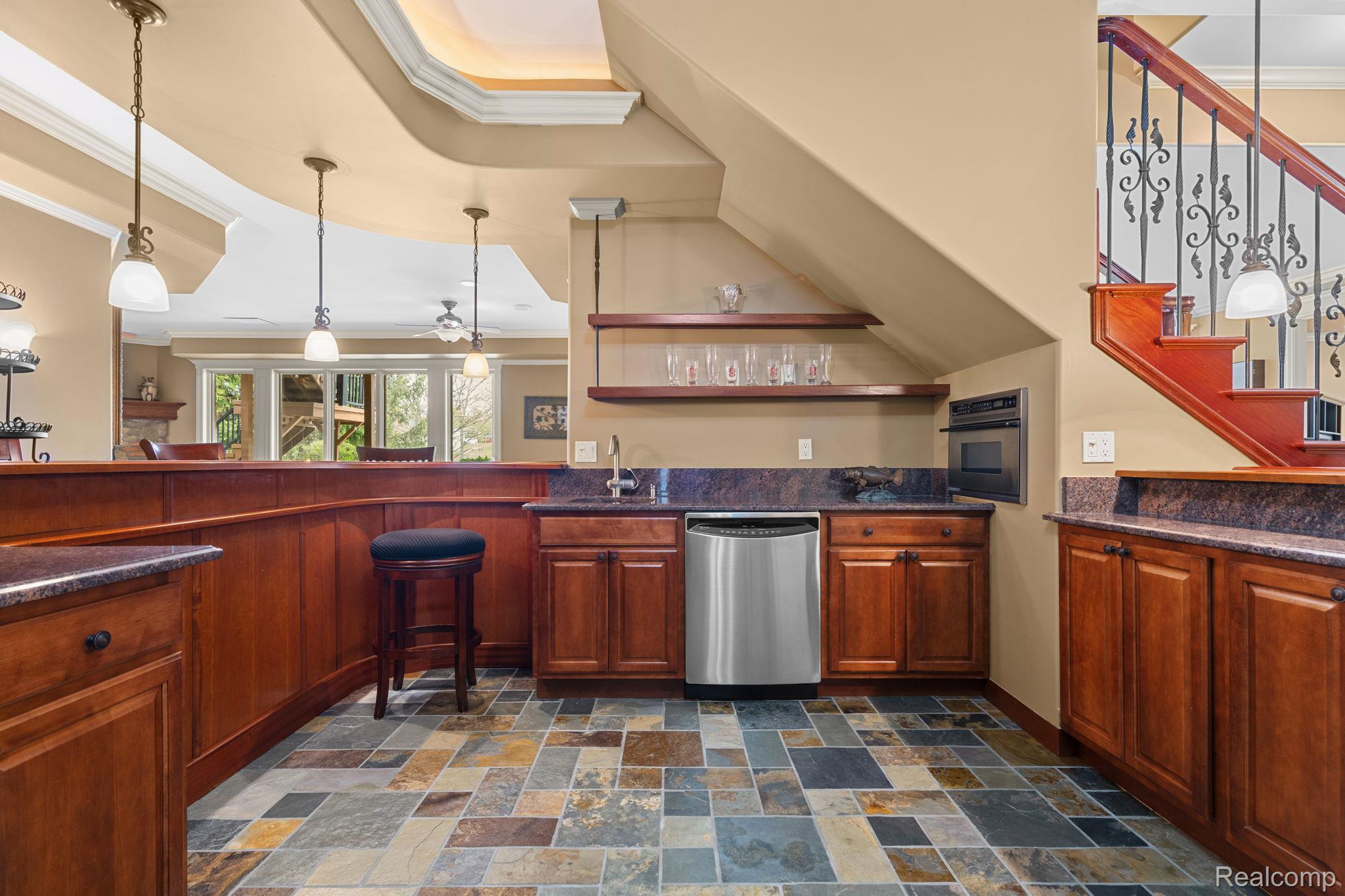 433 John R Property Photo 71