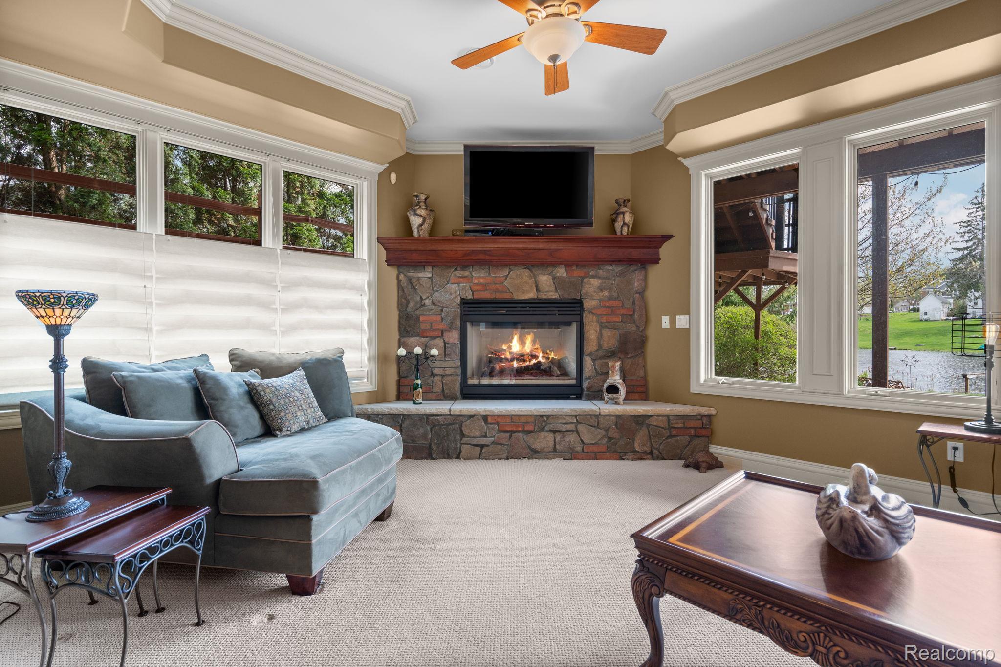 433 John R Property Photo 74