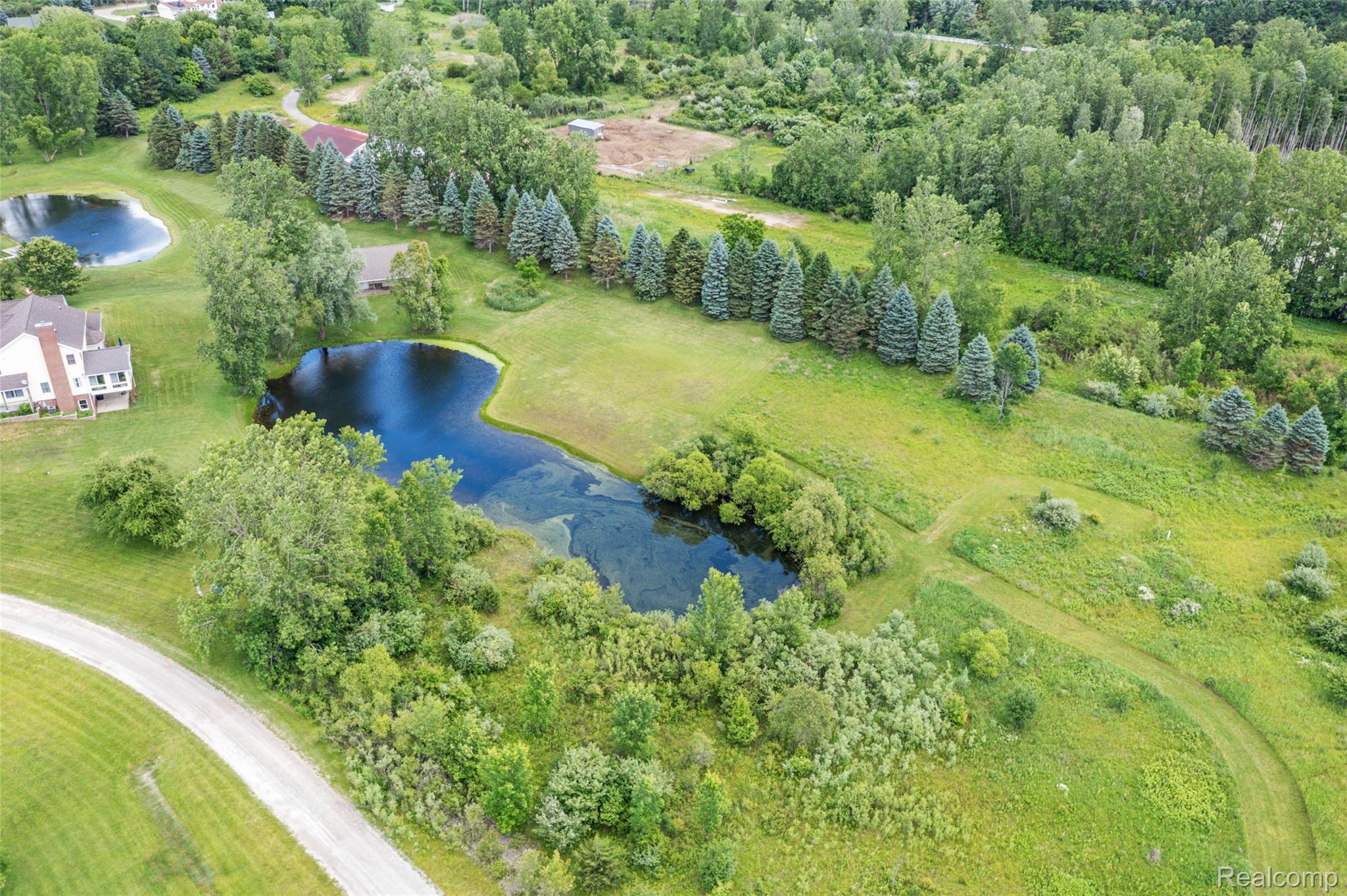 9759 Jessica J Lane Property Photo 8