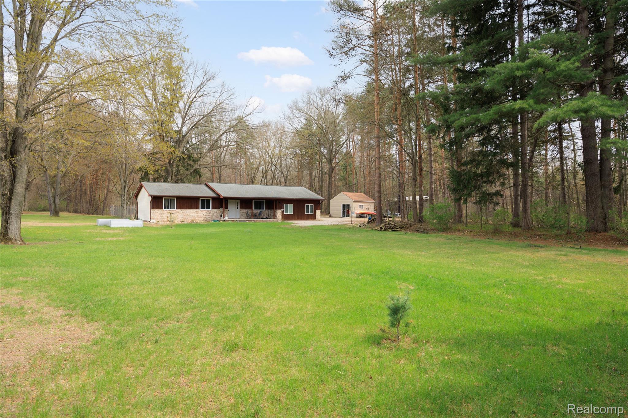 8639 Stone Road Property Photo 2