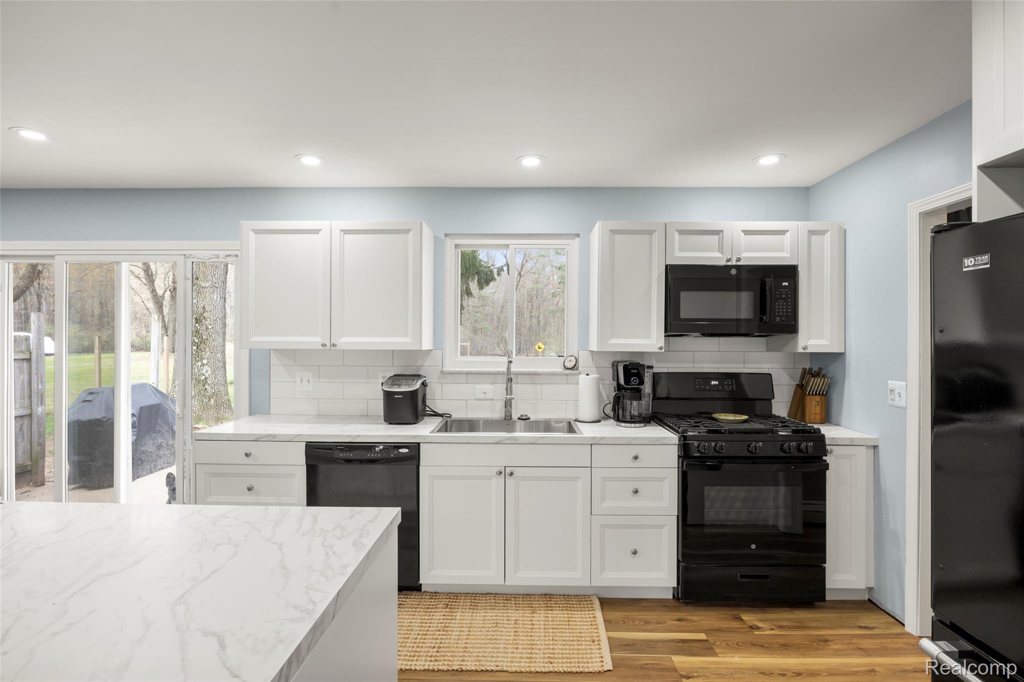 8639 Stone Road Property Photo 9