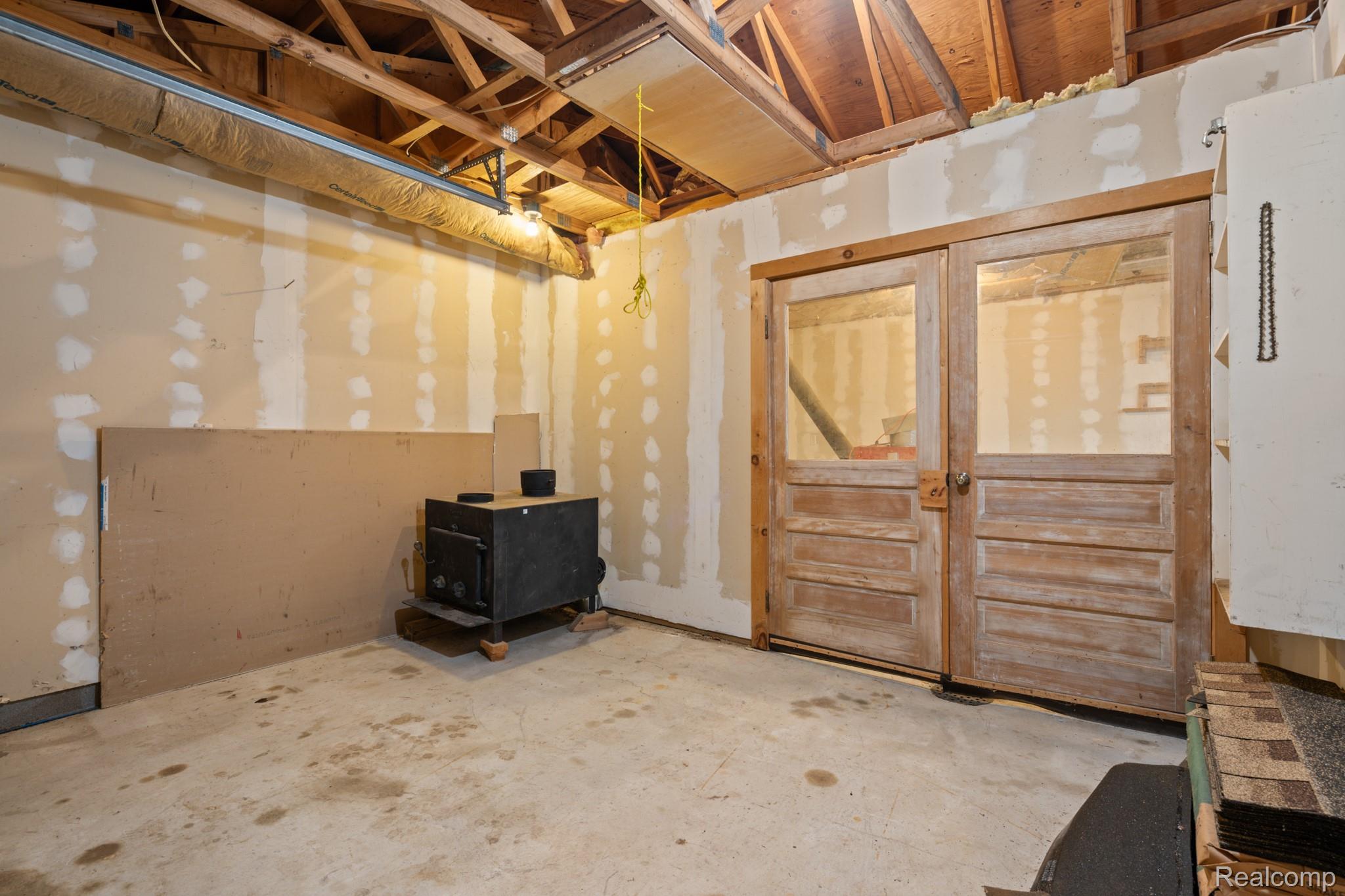 7540 Dexter Pinckney Road Property Photo 27