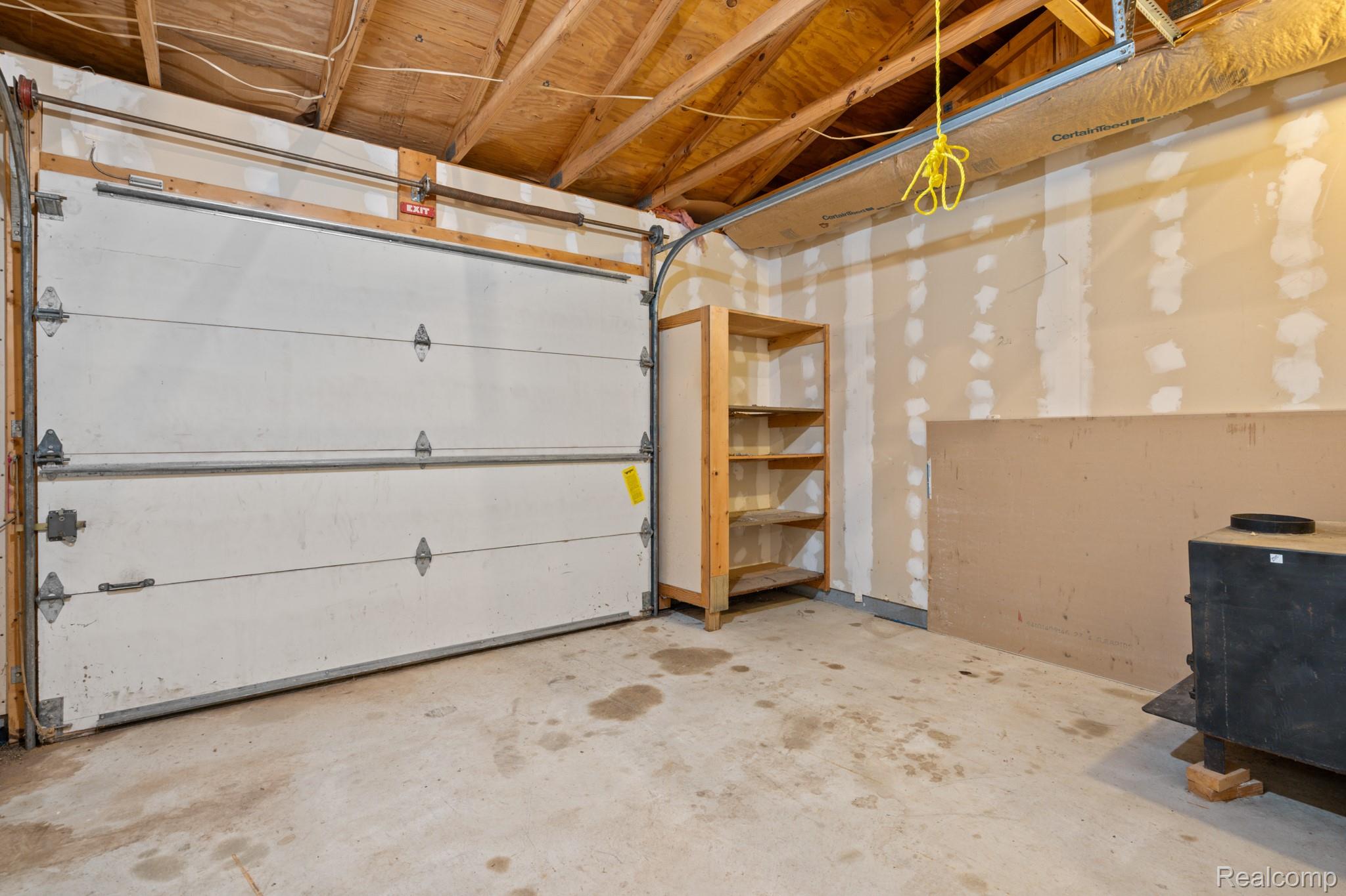 7540 Dexter Pinckney Road Property Photo 28