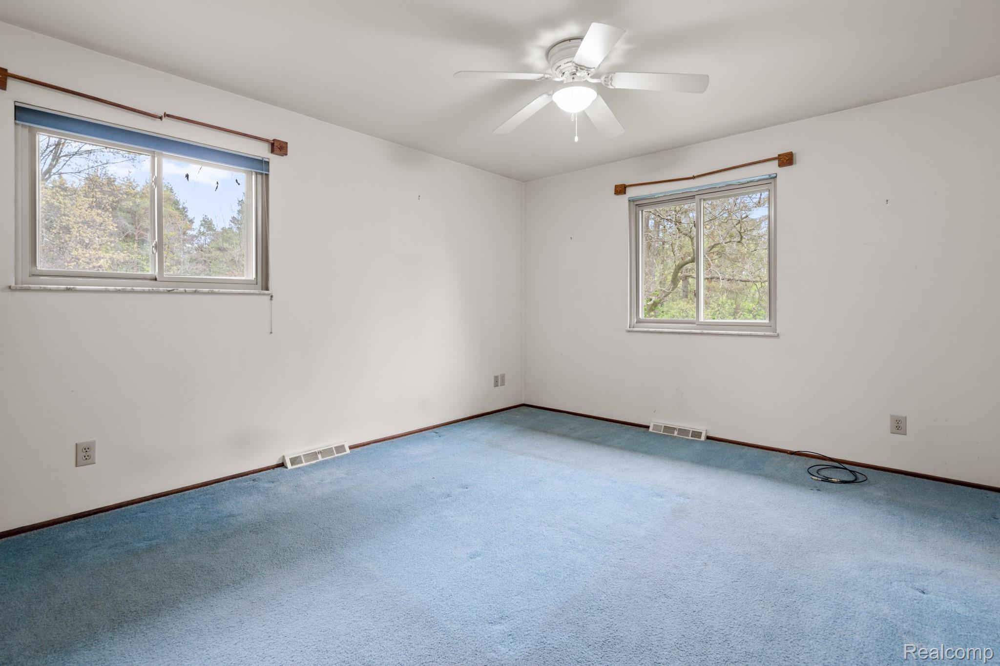 7540 Dexter Pinckney Road Property Photo 37
