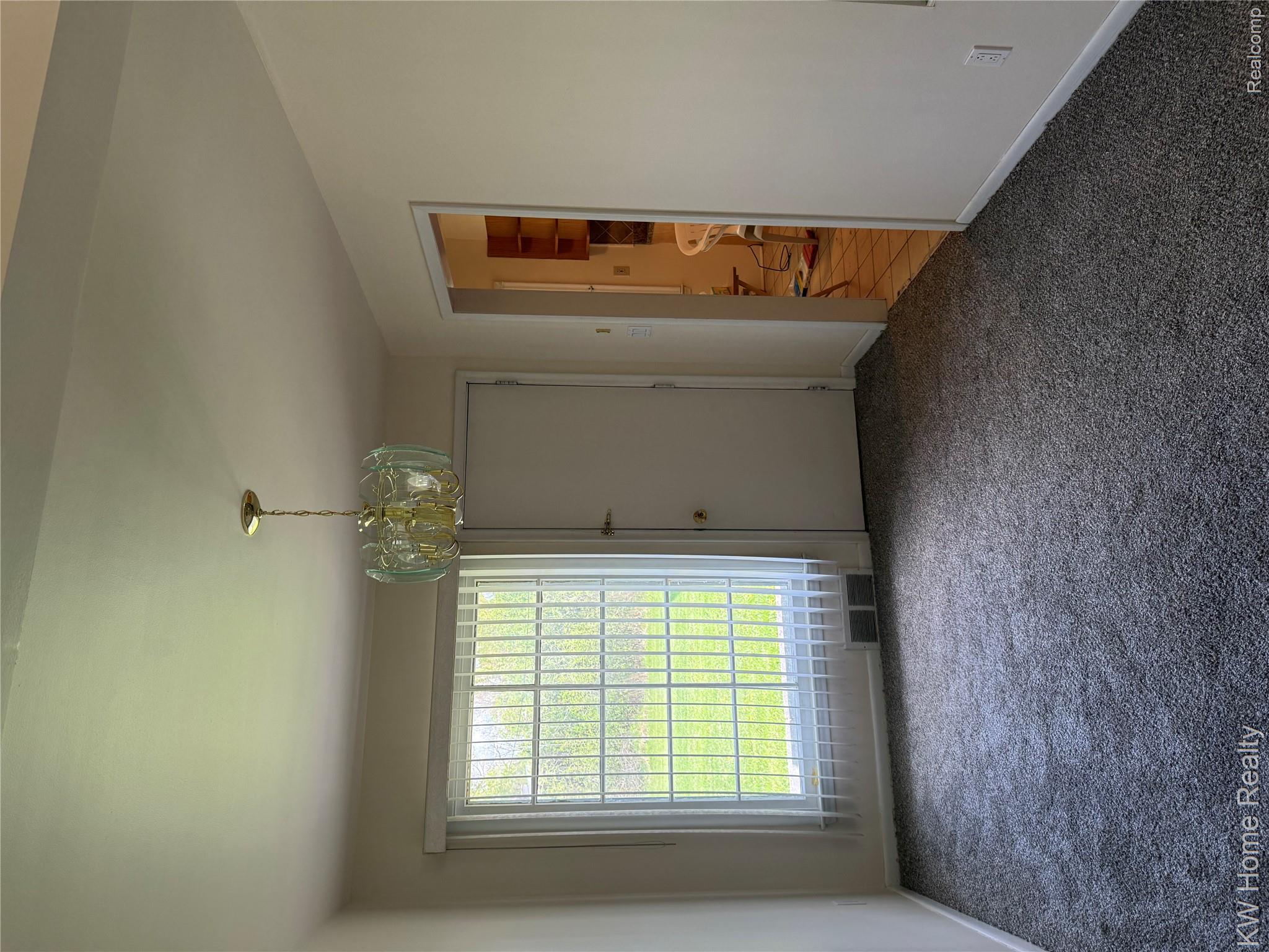29316 Southgate Drive Property Photo 11