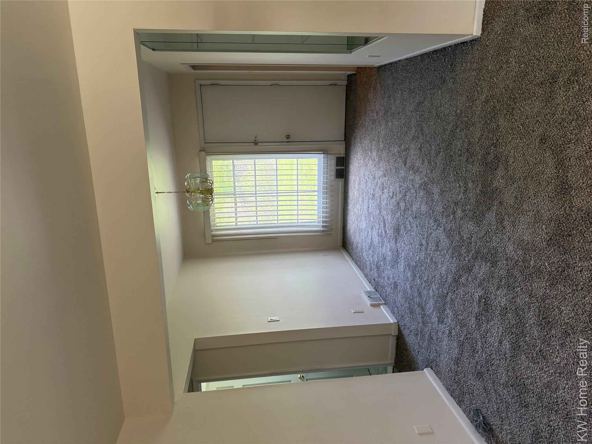 29316 Southgate Drive Property Photo 15
