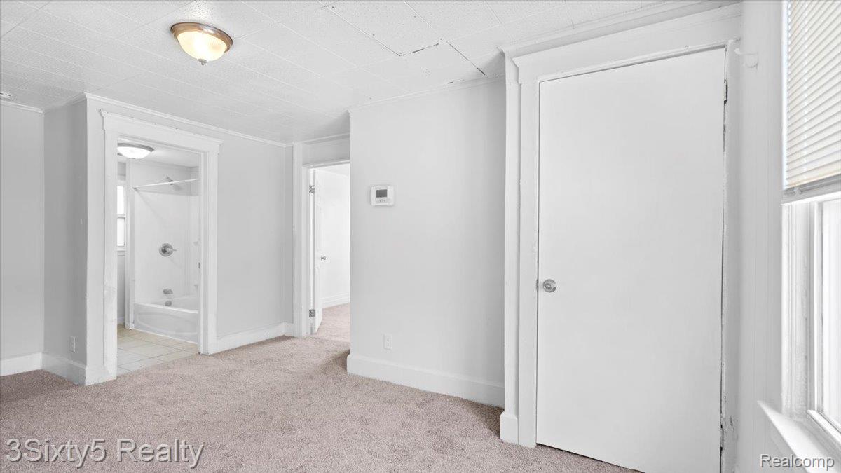 79 E E Pleasant Street Property Photo 2