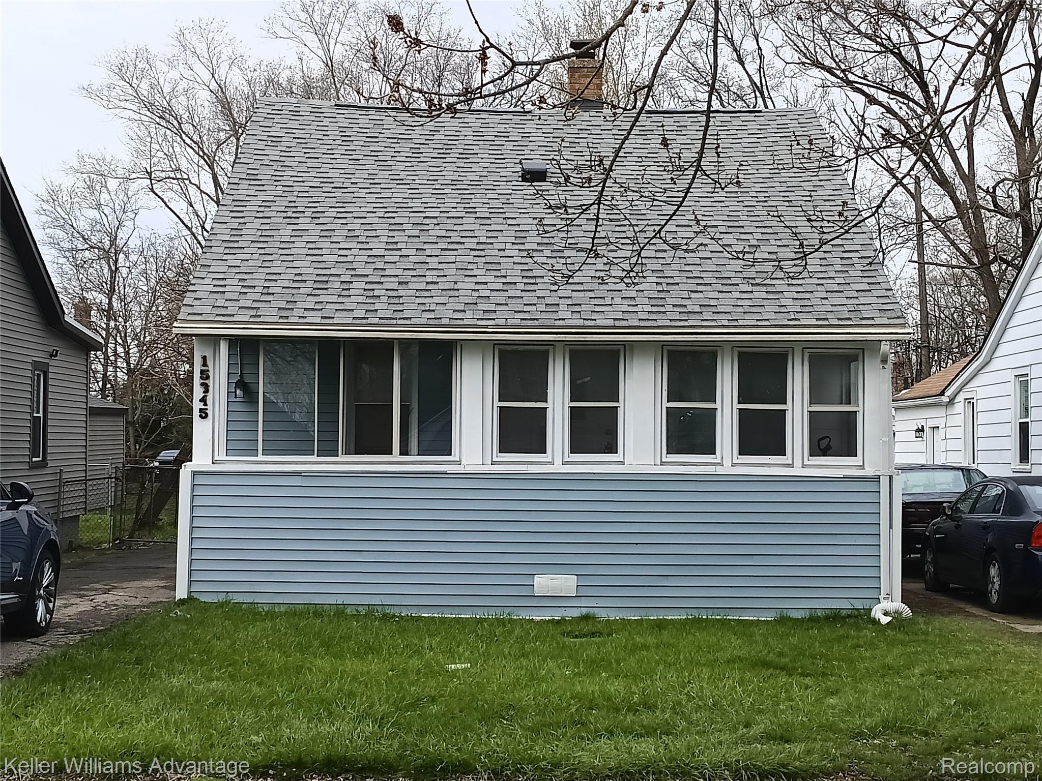 15345 Sumner Property Photo 2