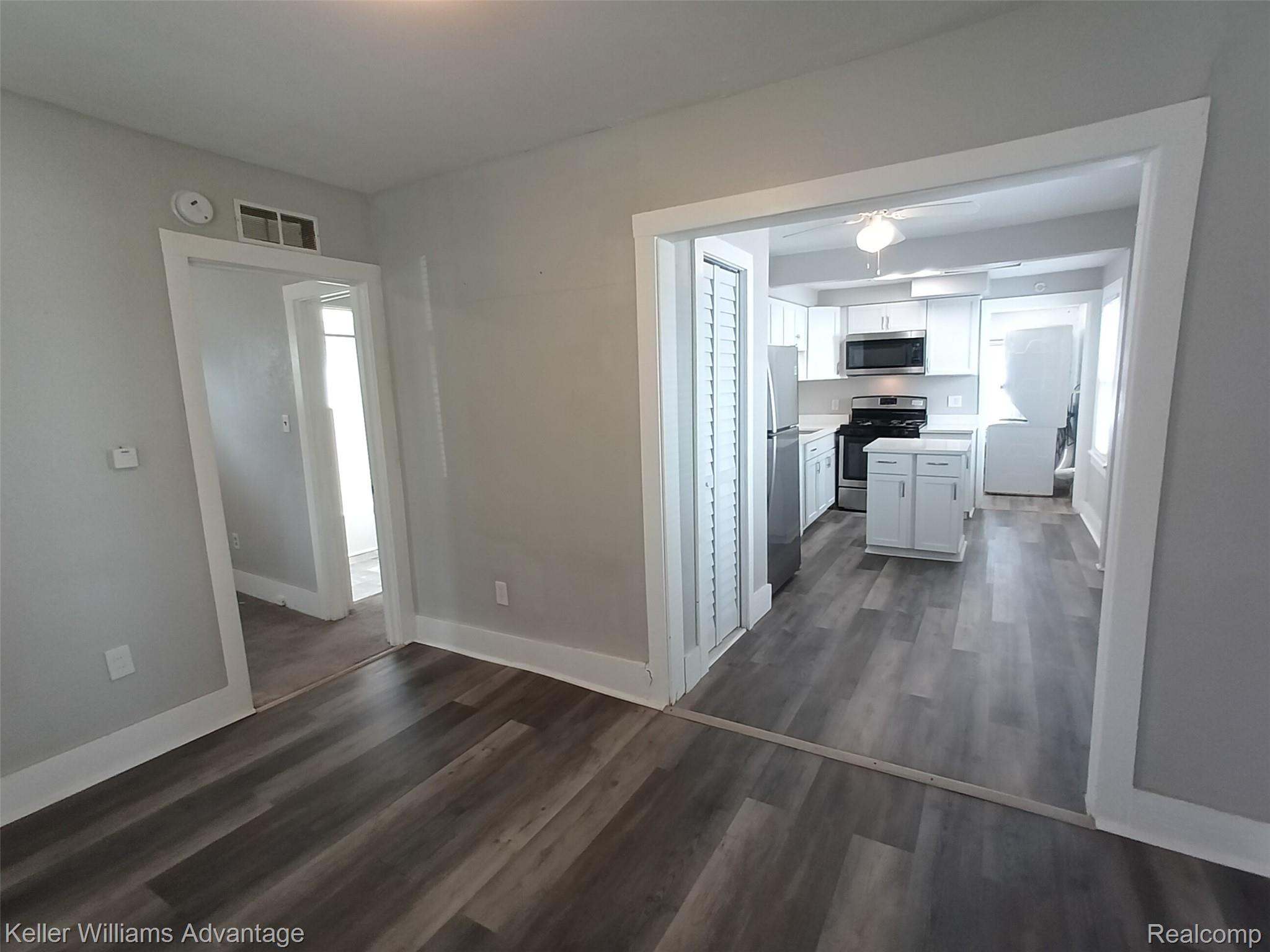 15345 Sumner Property Photo 8