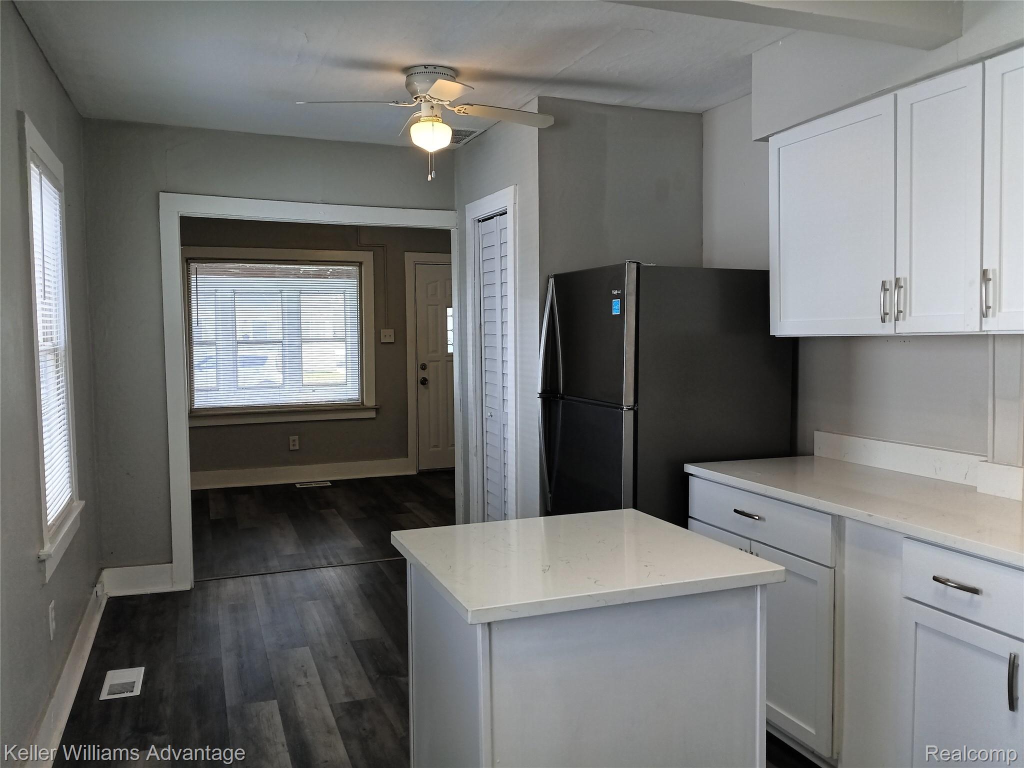 15345 Sumner Property Photo 11