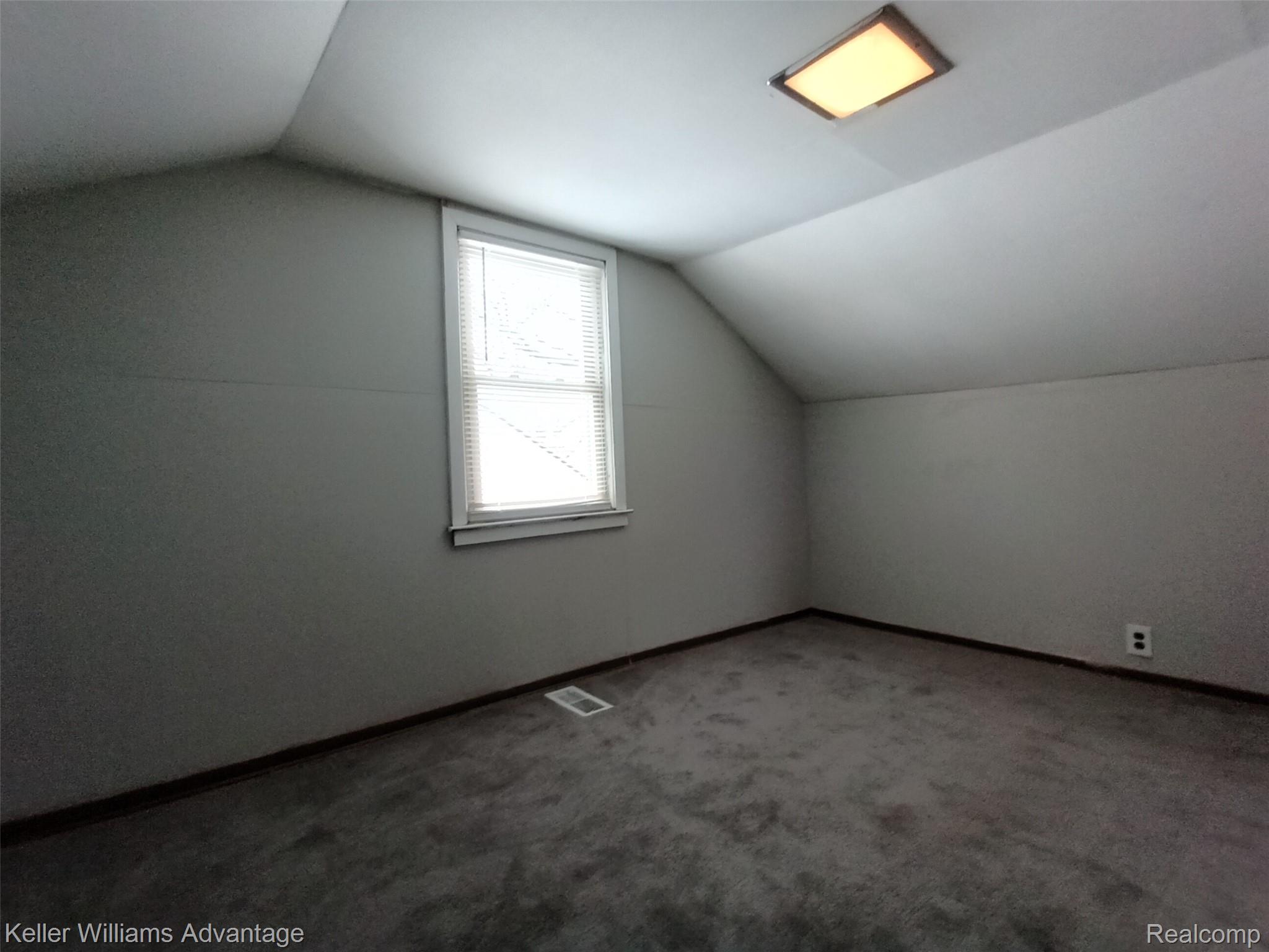 15345 Sumner Property Photo 20