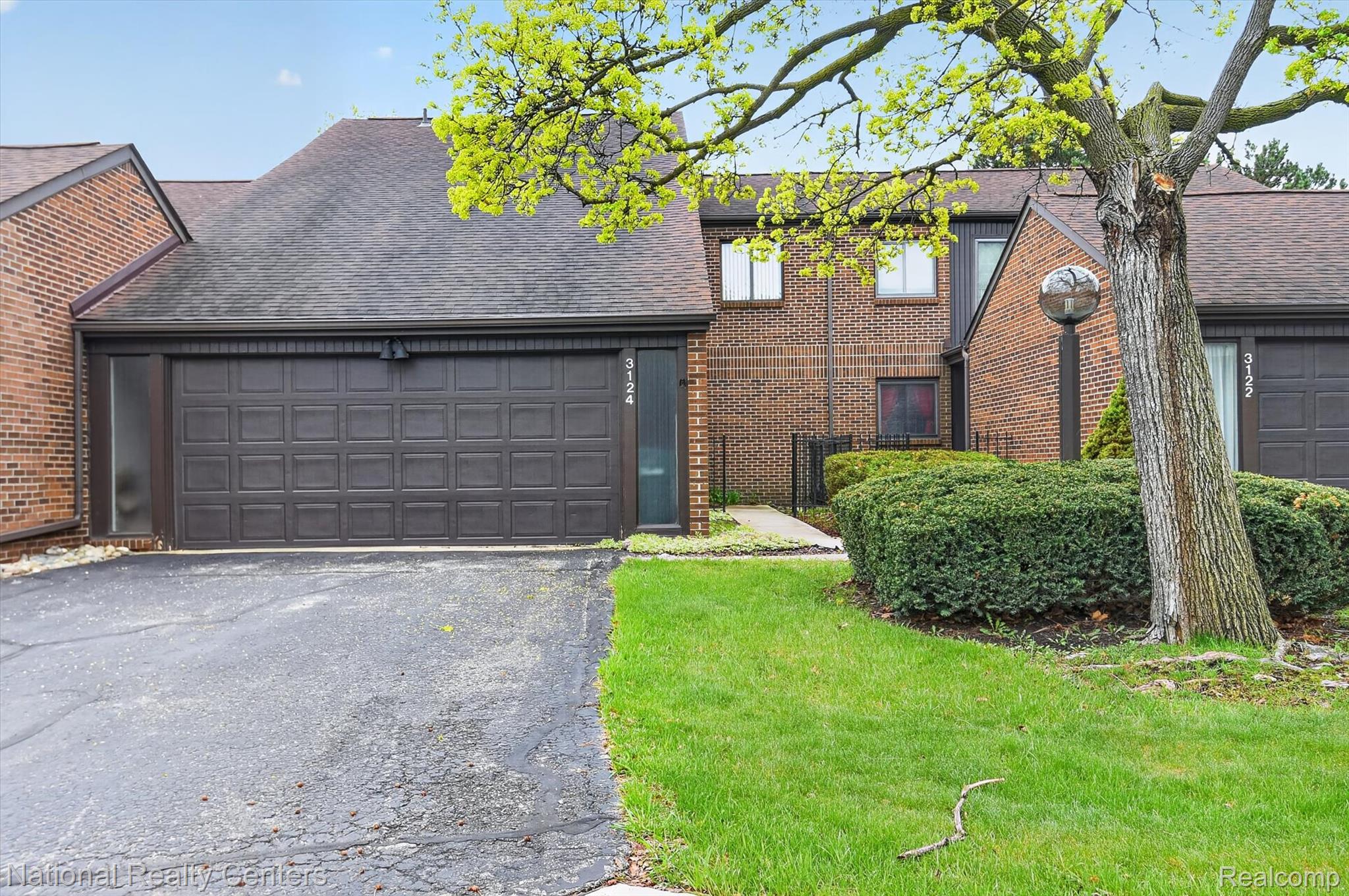 3124 Lindenwood Drive Property Photo 4