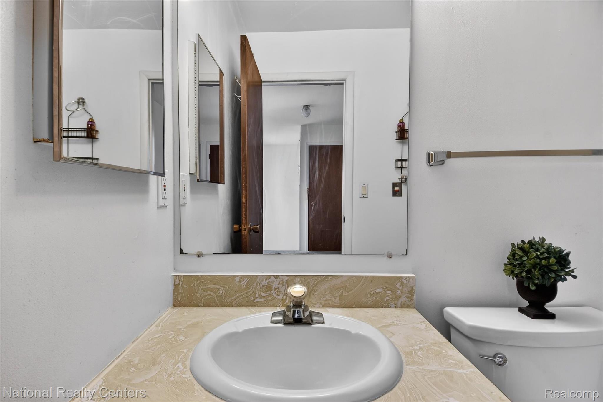3124 Lindenwood Drive Property Photo 23