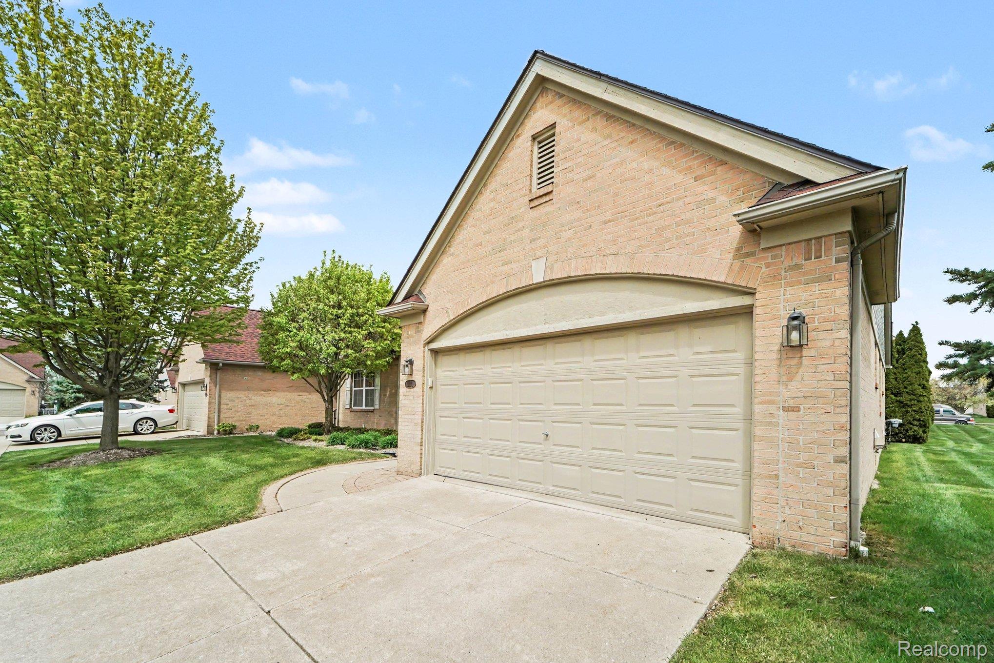 17171 Stone Drive 73 Property Photo 4