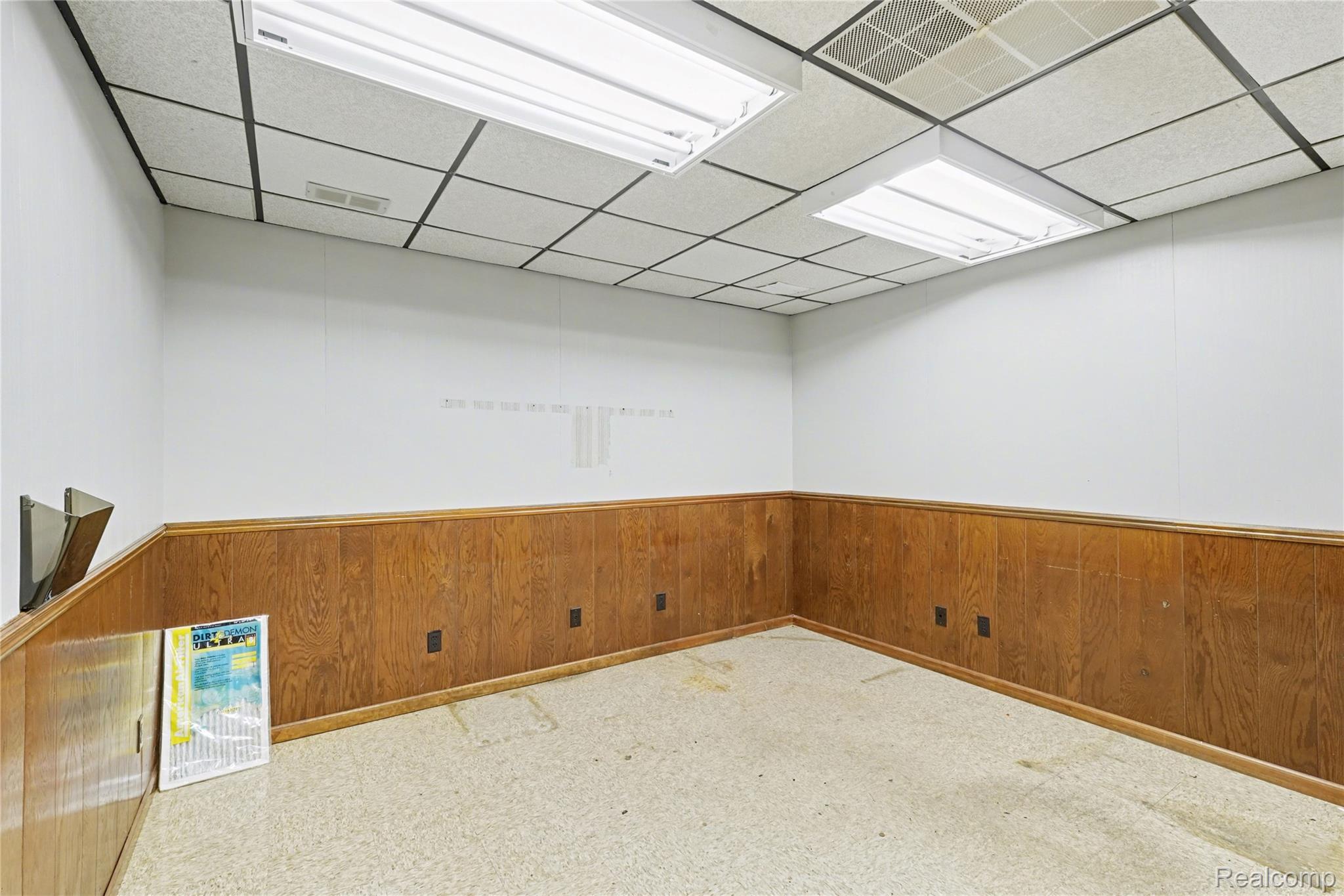 1810 Remell Street Property Photo 8