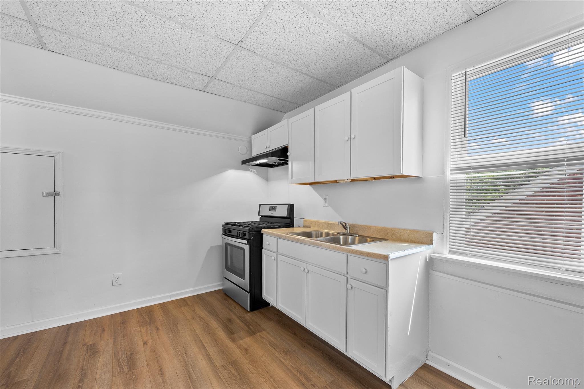 15760 Monte Vista Unit #2 Street Property Photo 11