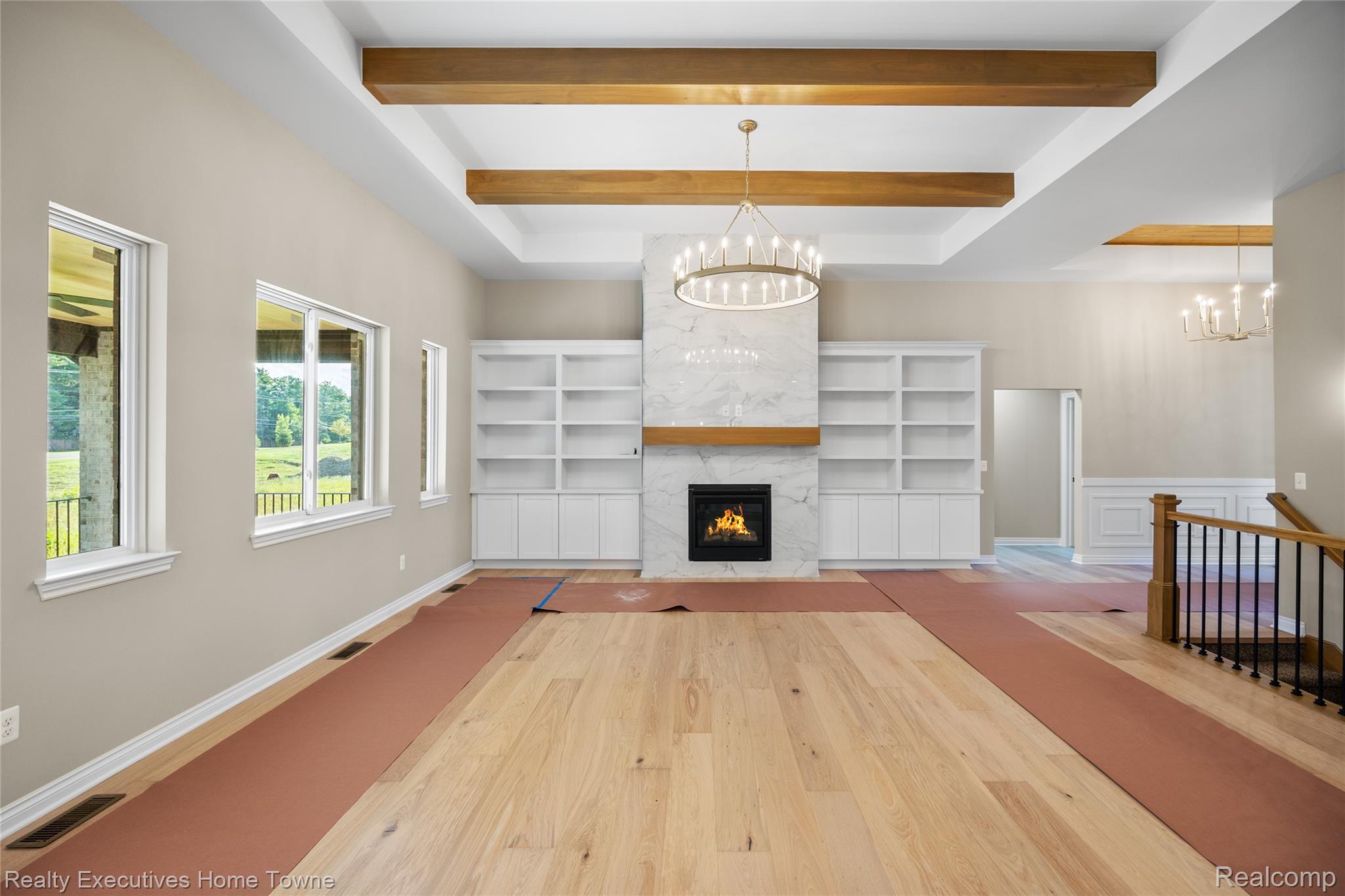 35071 Woodside Drive Property Photo 7