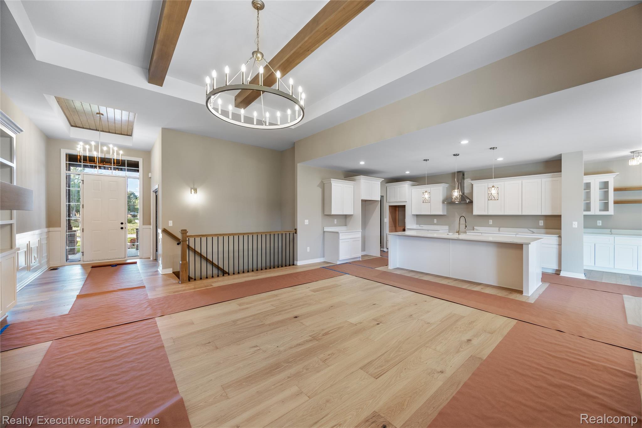 35071 Woodside Drive Property Photo 11